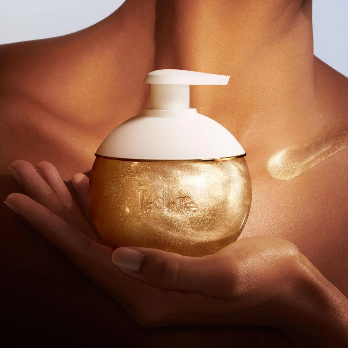 J’adore Les Adorables Shimmering Oil Shimmering body oil - Image 3
