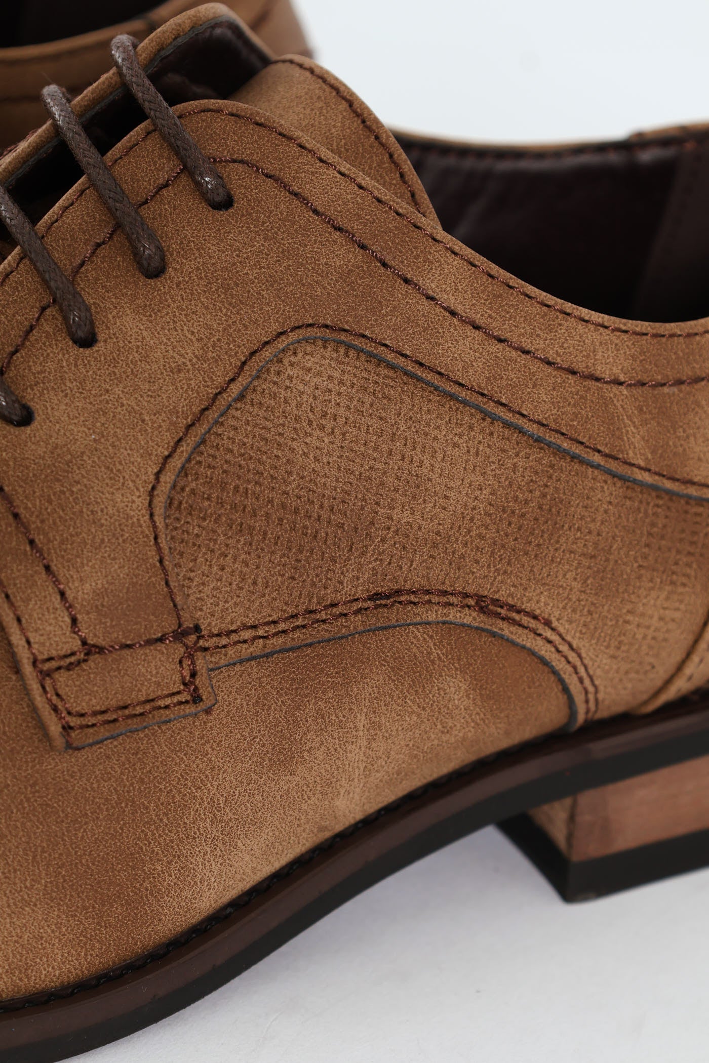 Distressed Look Smart Casual Shoe - Tan - Image 4
