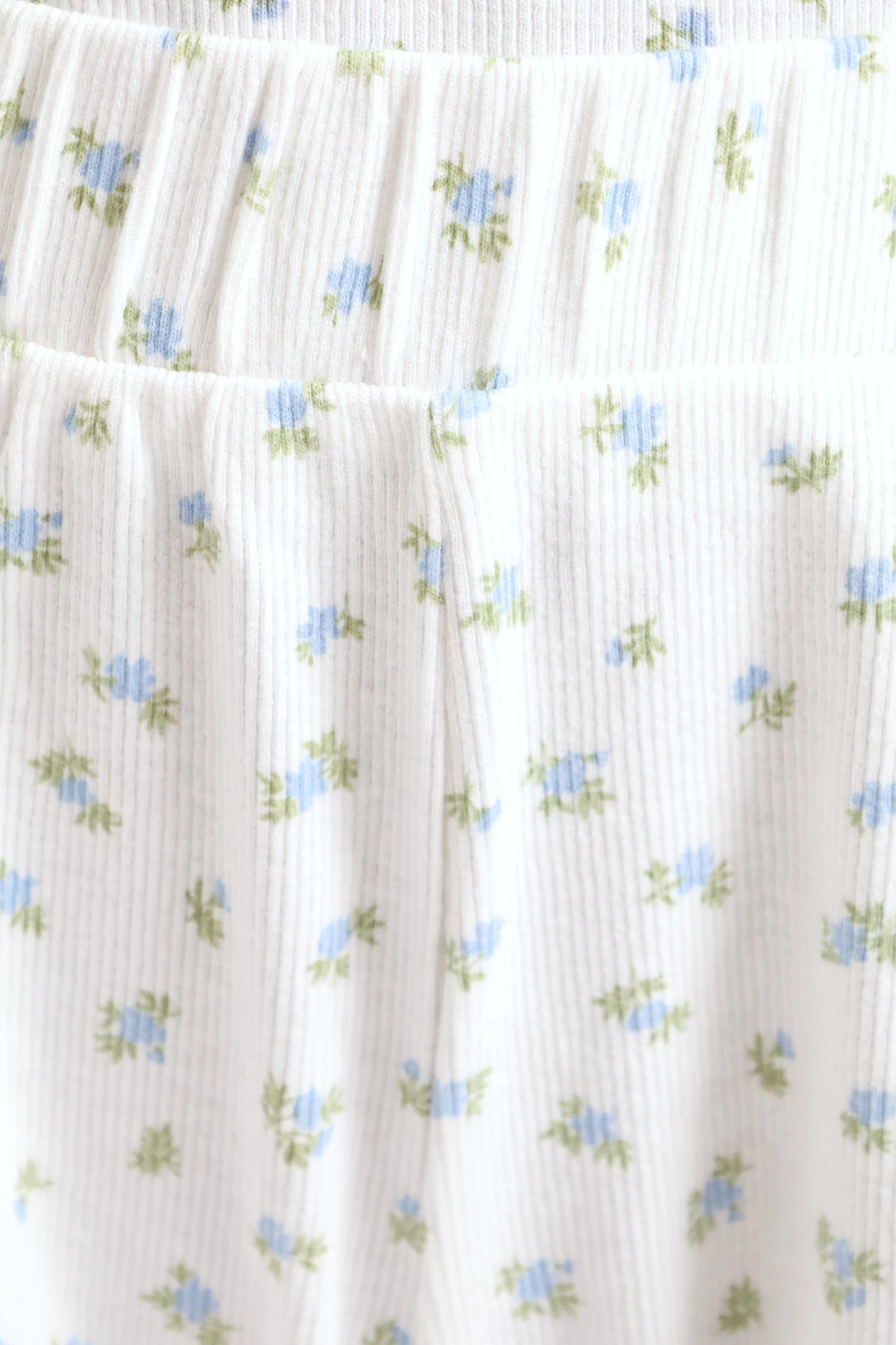 Ditsy Rib Knit Short - White - Image 5