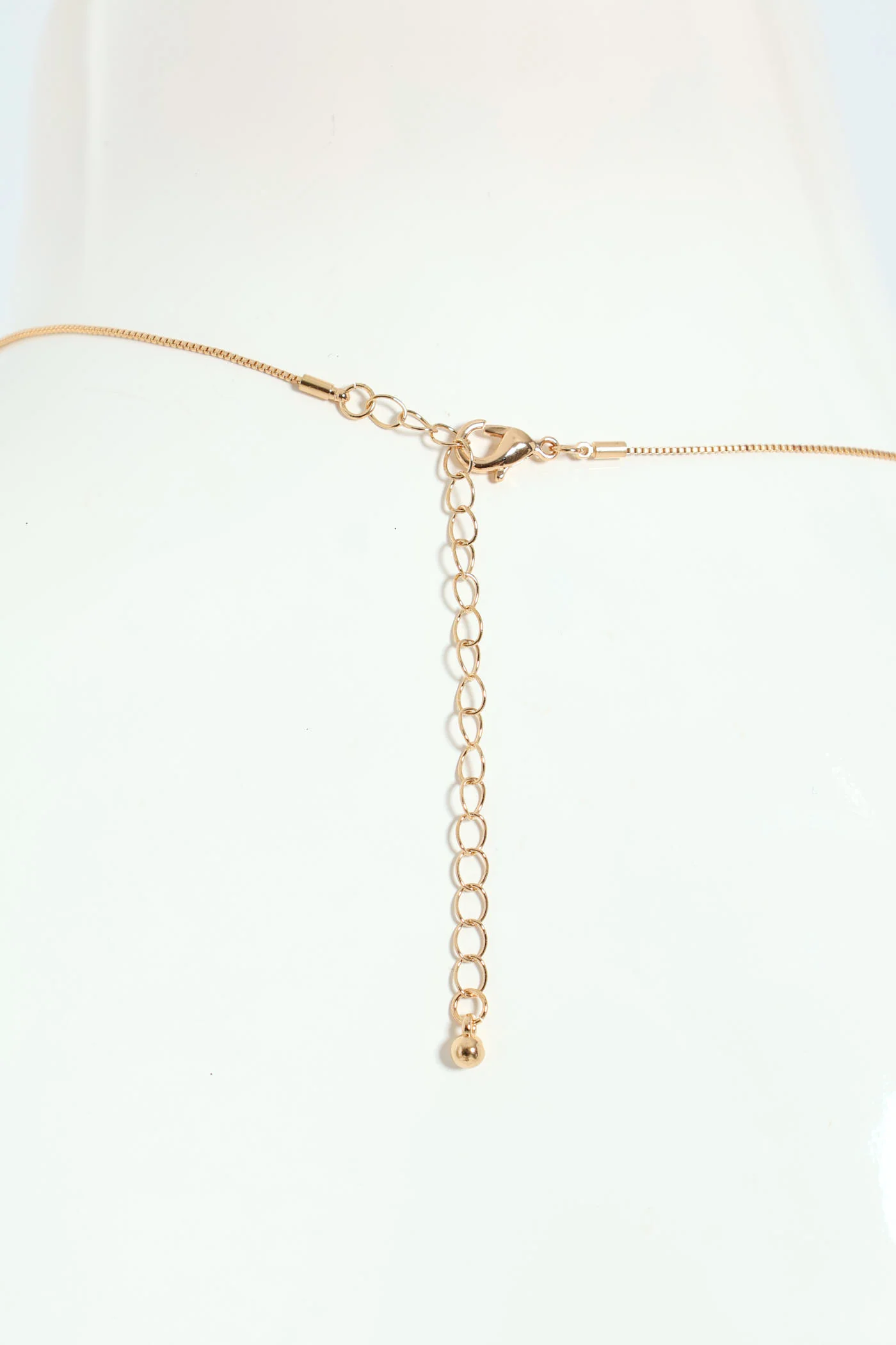 Doorknocker Pendant Necklace - Gold - Image 3