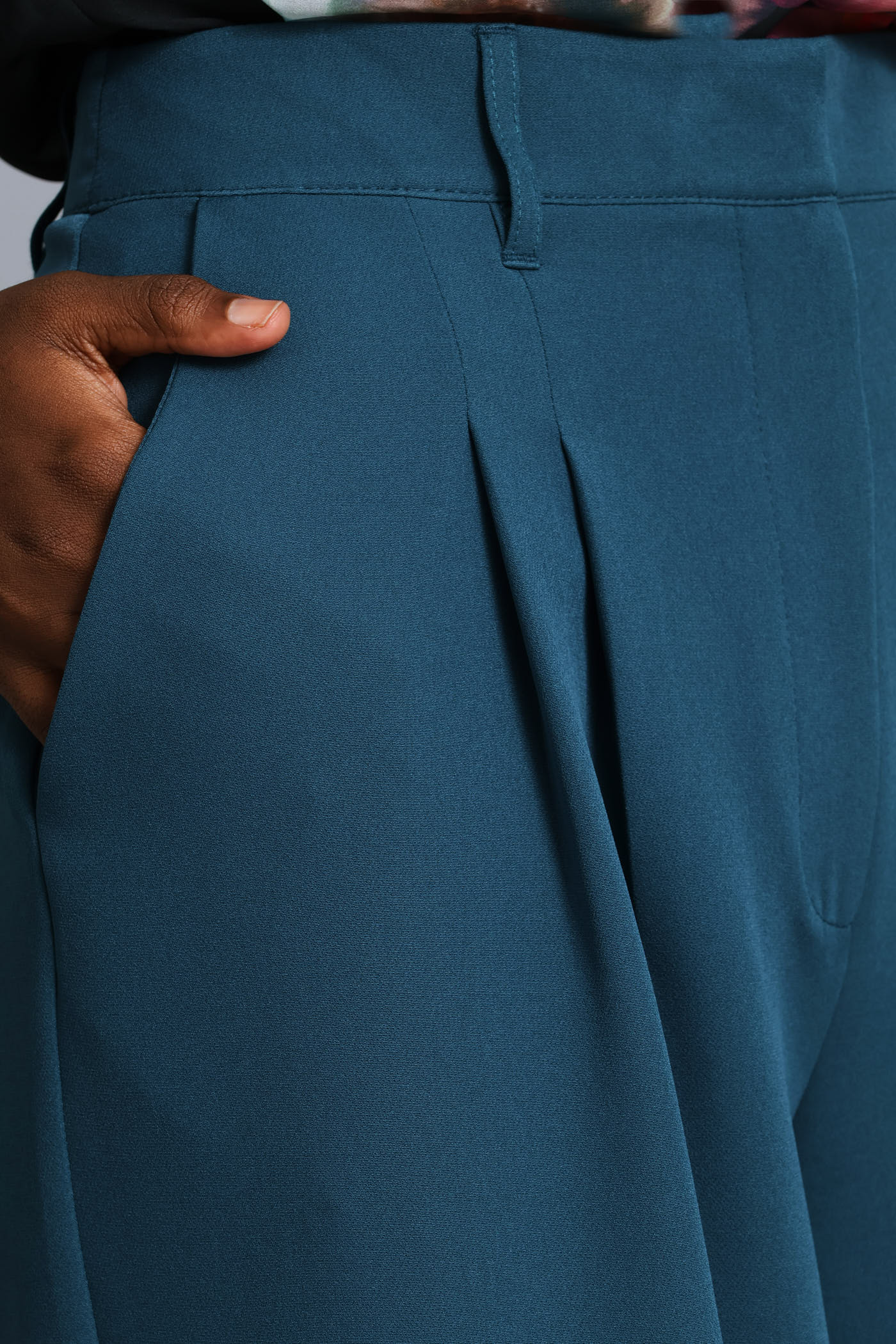 Double Pleat Wide Leg Pant - Teal - Image 4
