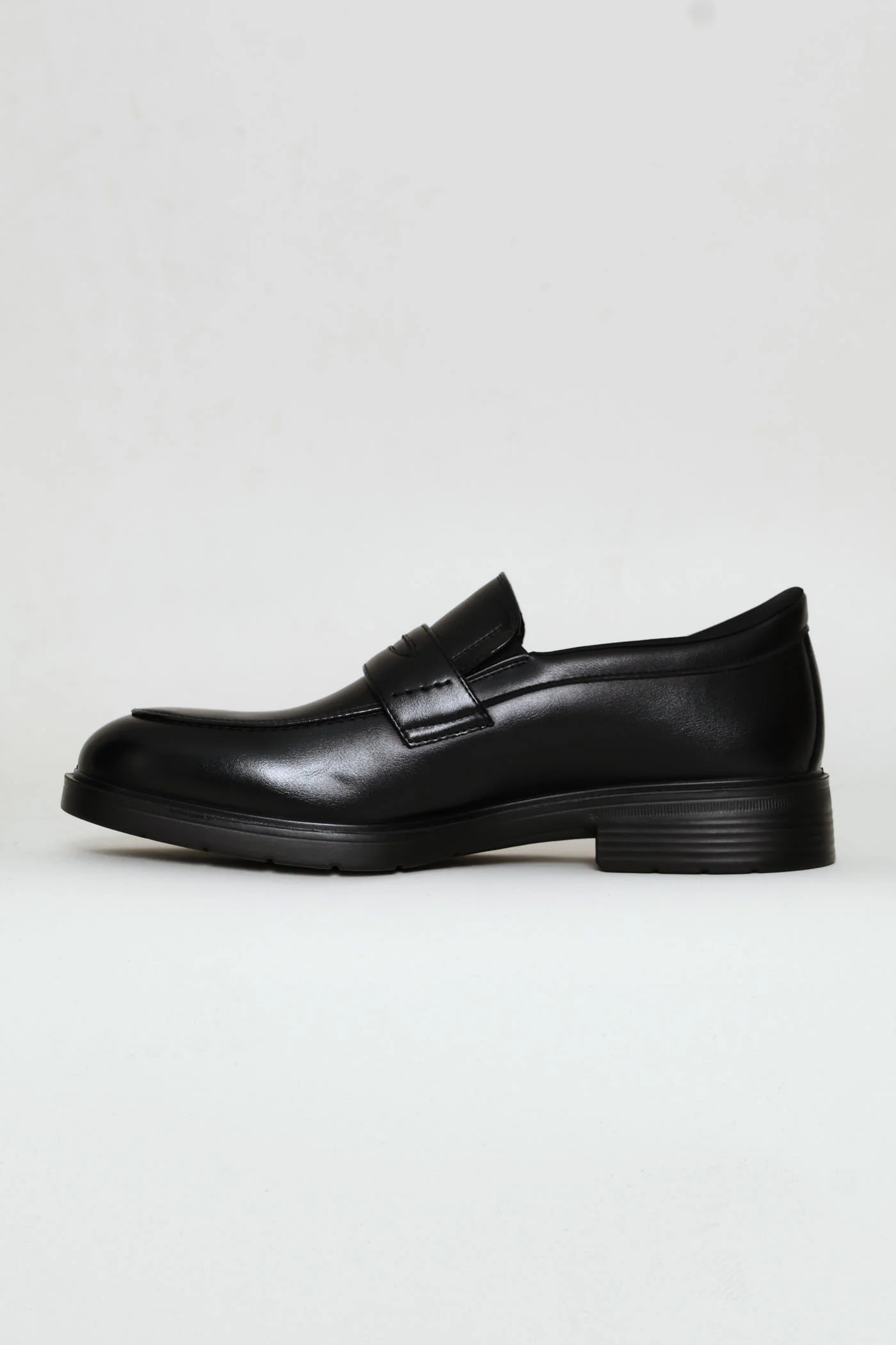 Eezy Fit Penny Moccasin - Black - Image 4