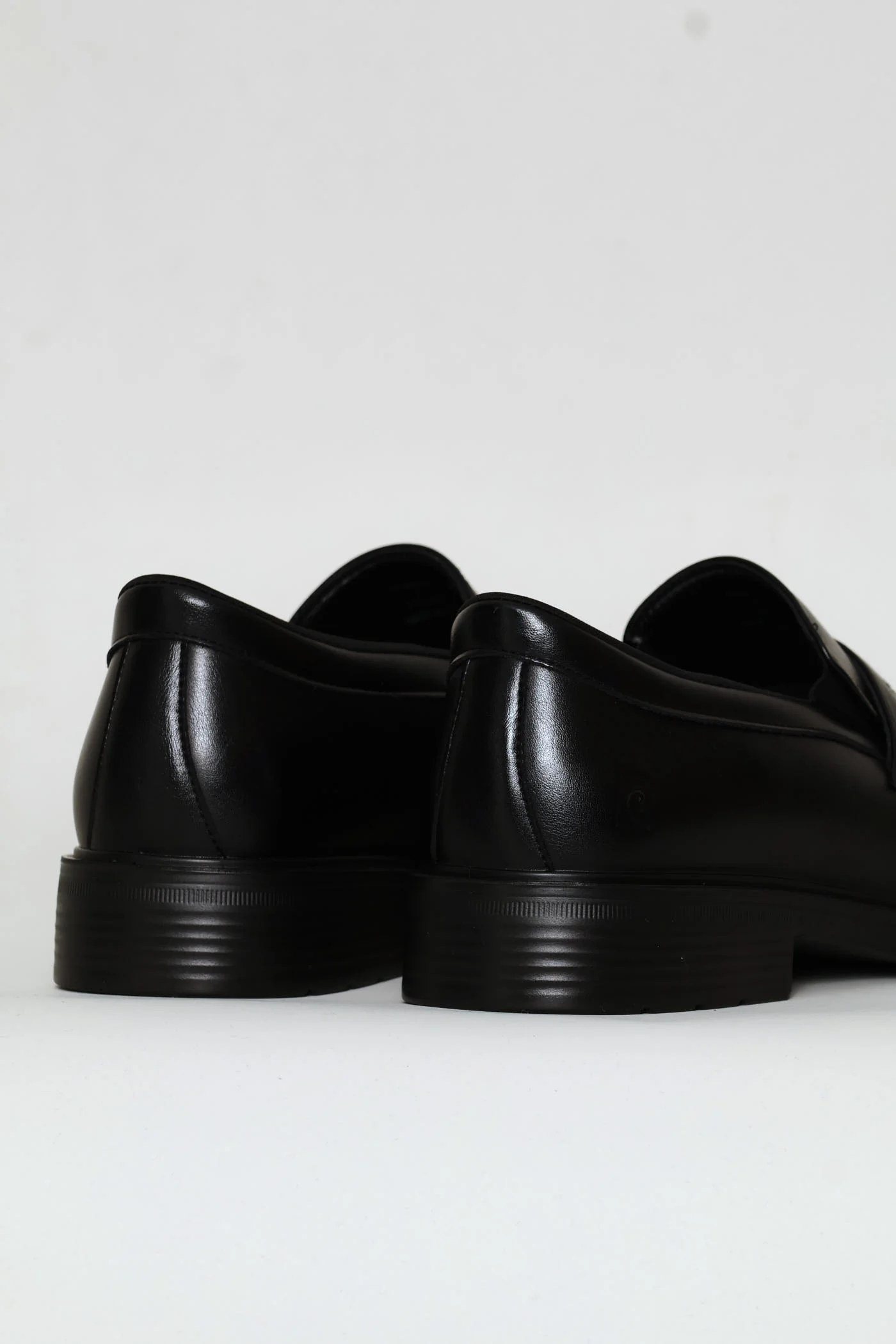 Eezy Fit Penny Moccasin - Black - Image 6