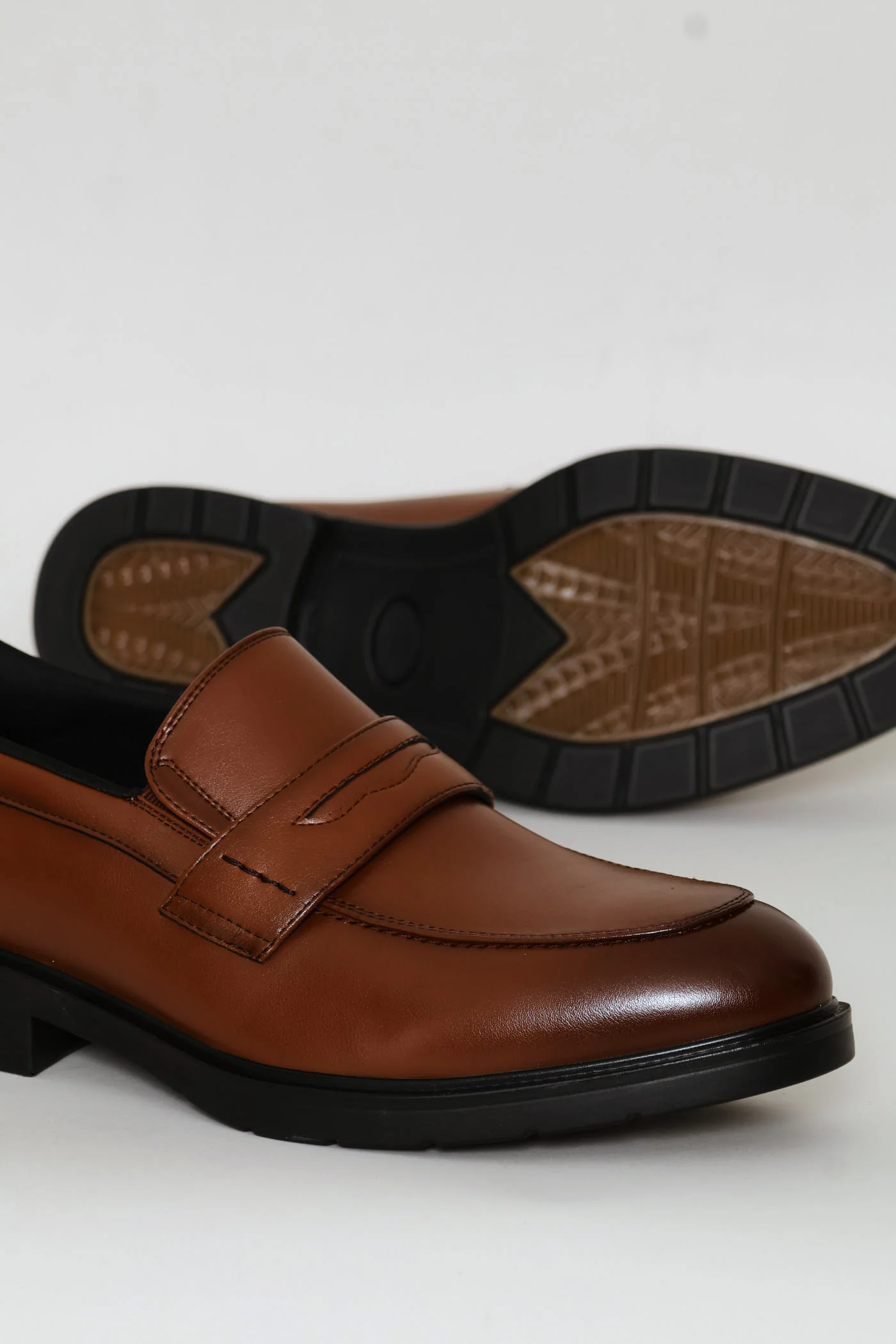 Eezy Fit Penny Moccasin - Tan - Image 3
