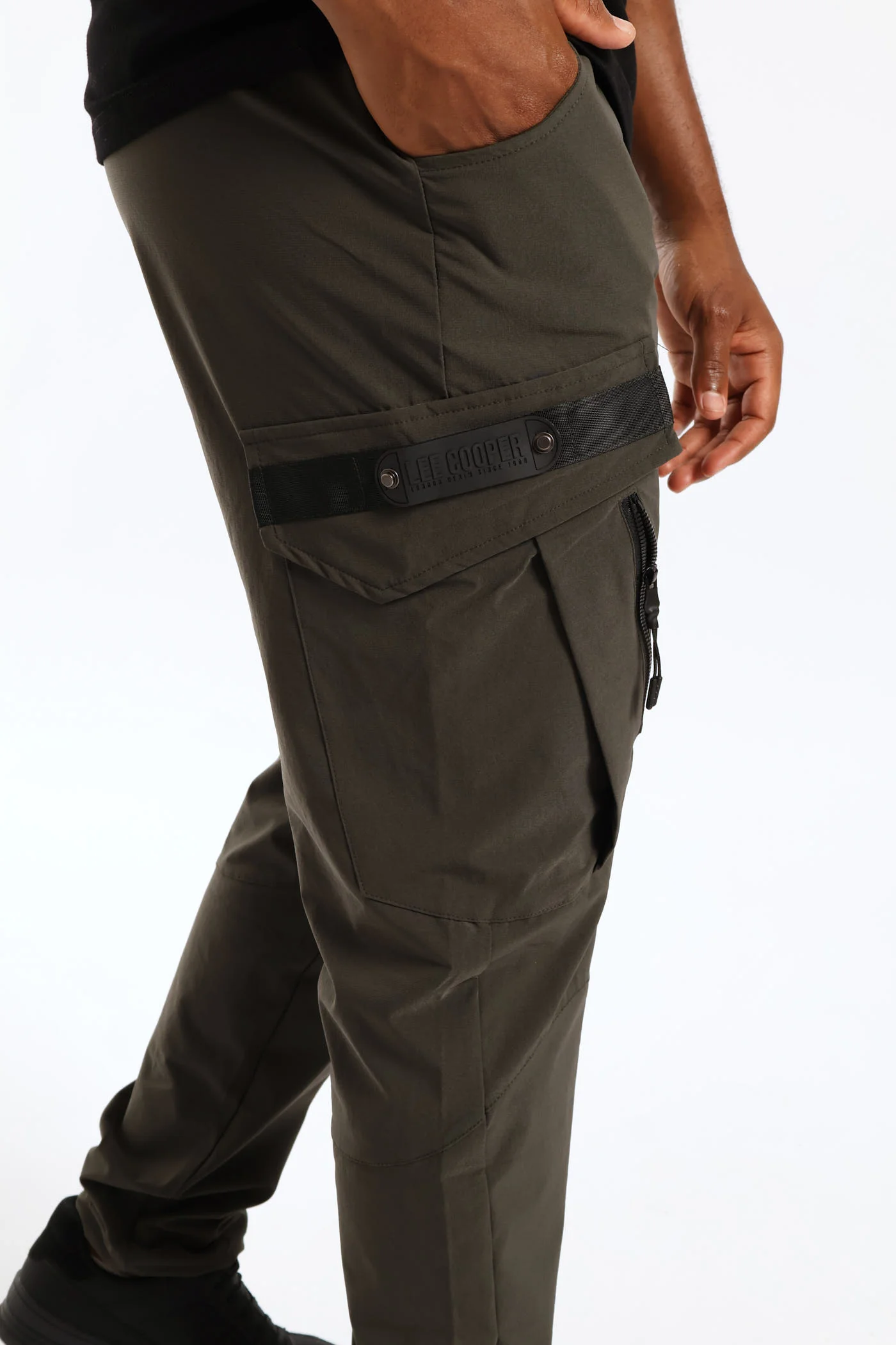 Eilan Jogger - Green - Image 5