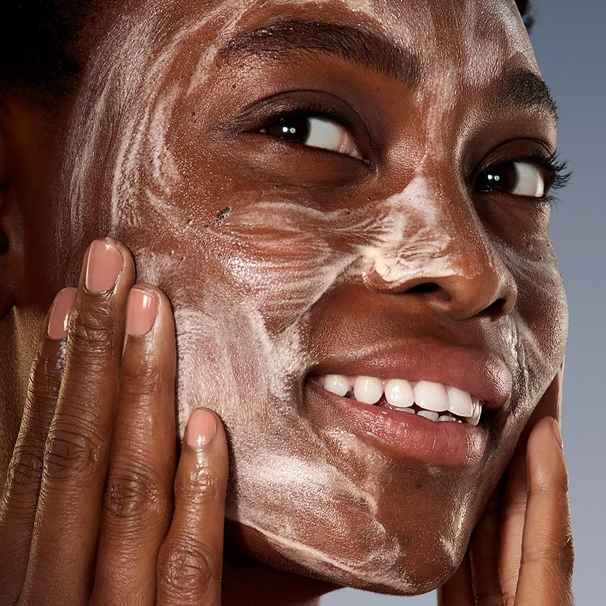 Advanced Night Cleansing Gelée with 15 Amino Acids - Travel Size - Image 3