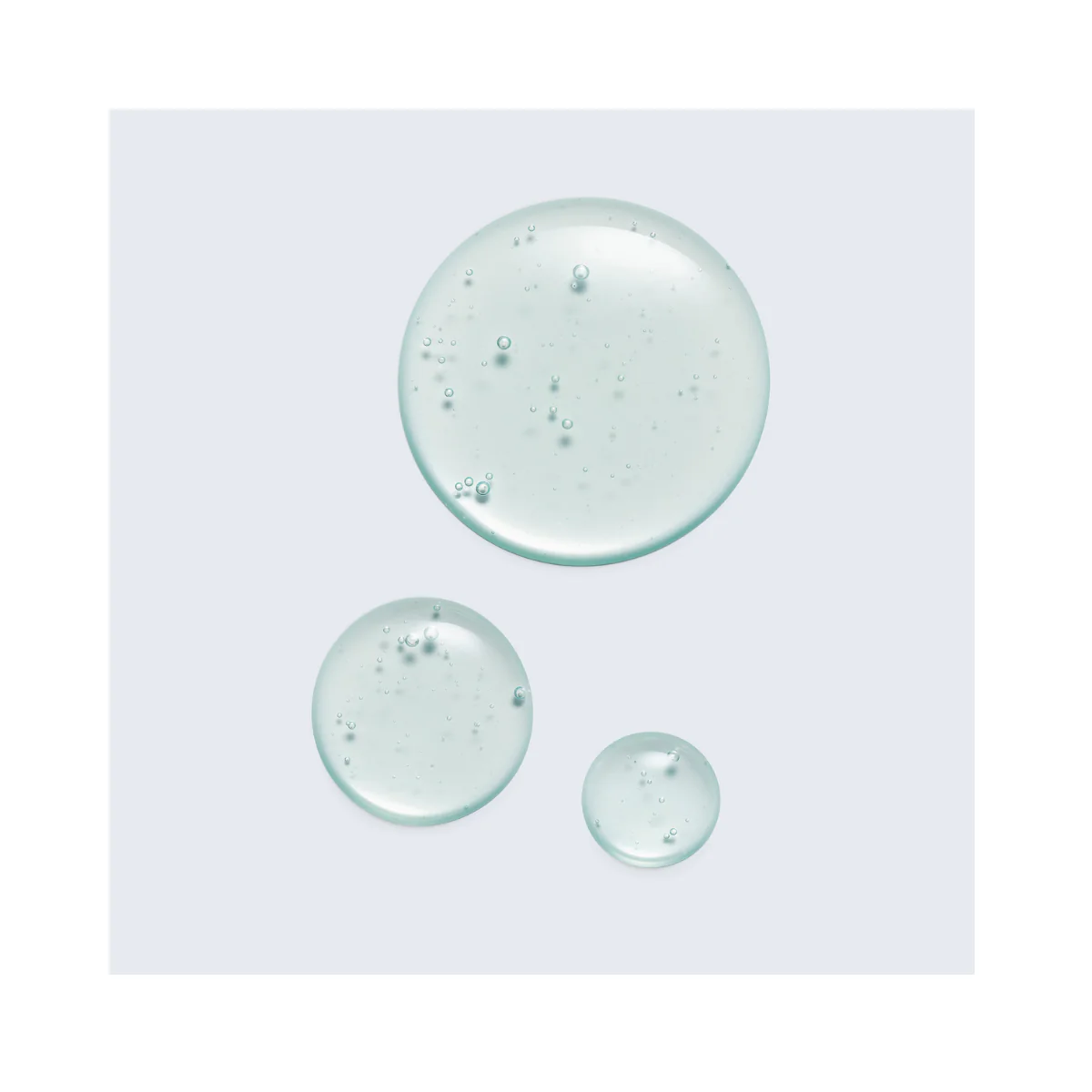 DayWear Glow Boost Gel Cleanser - Image 3