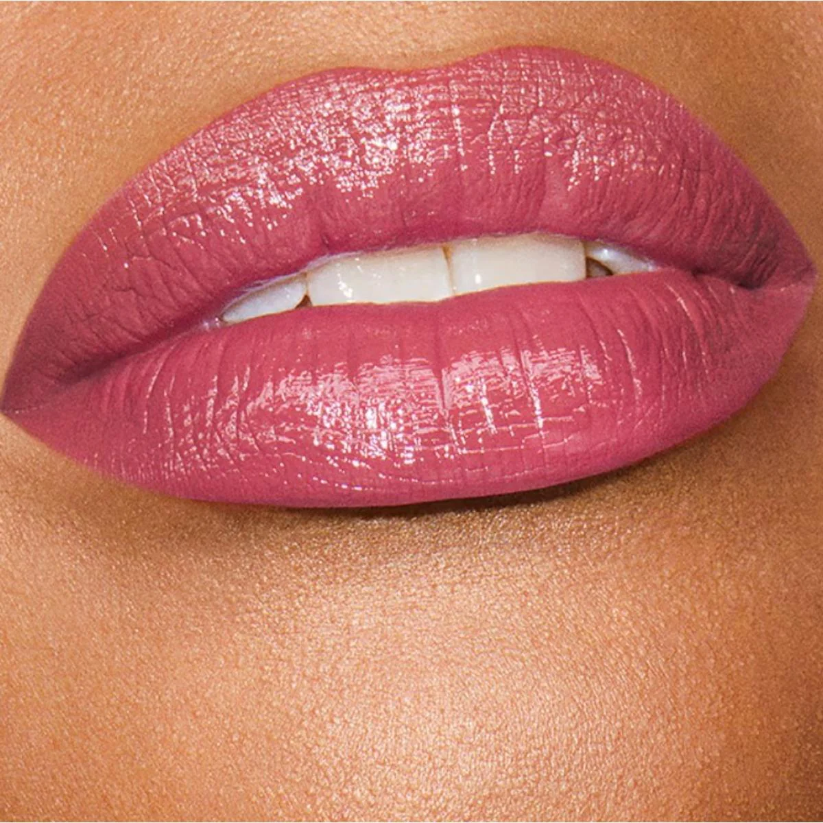 Pure Color Explicit Slick Shine Lipstick - Image 3