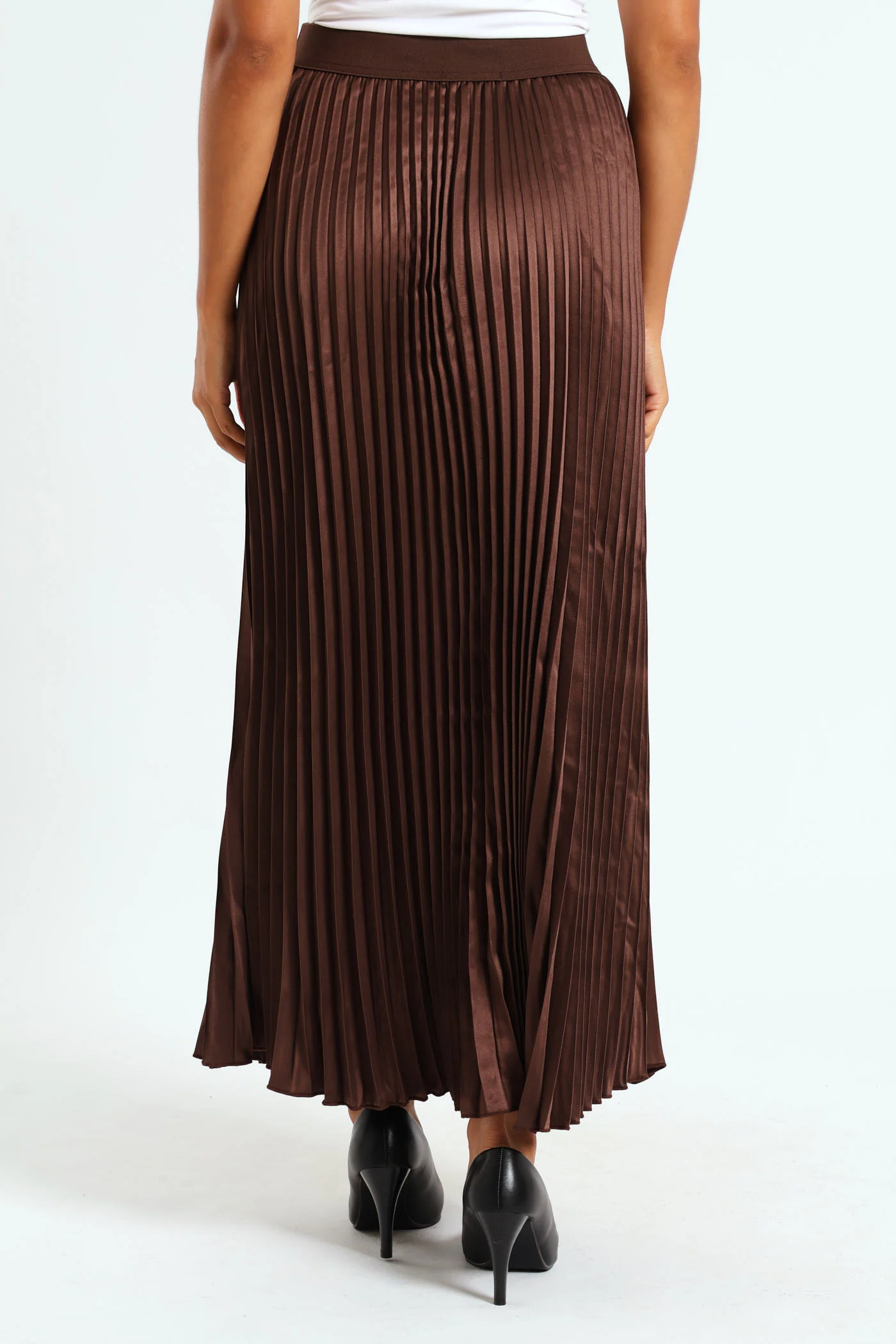 Elasticated Satin Pleated Maxi Skirt - Chocolate - Image 2