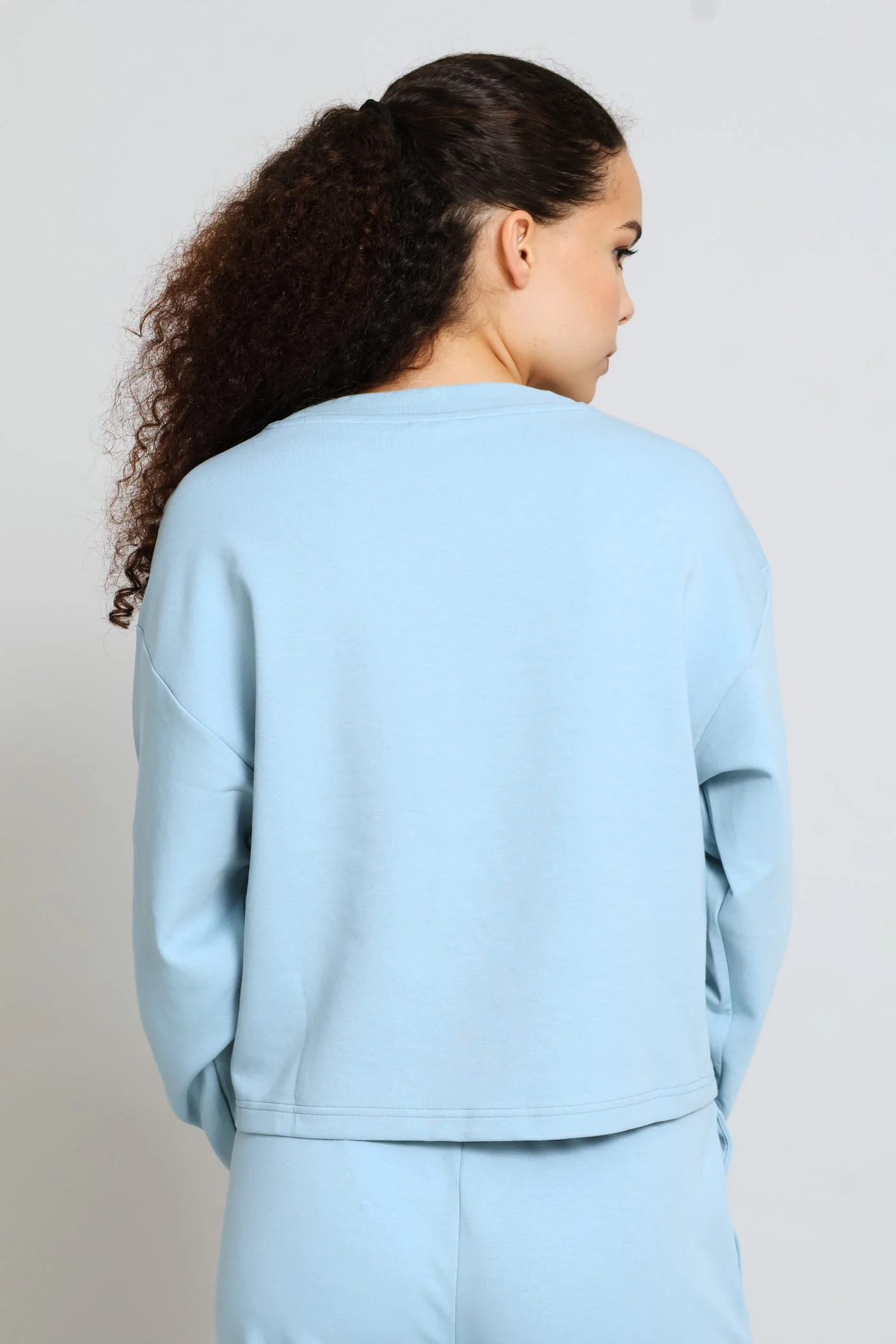 Elevated Comfort V-Neck Crew Top - Seafoam - Image 3