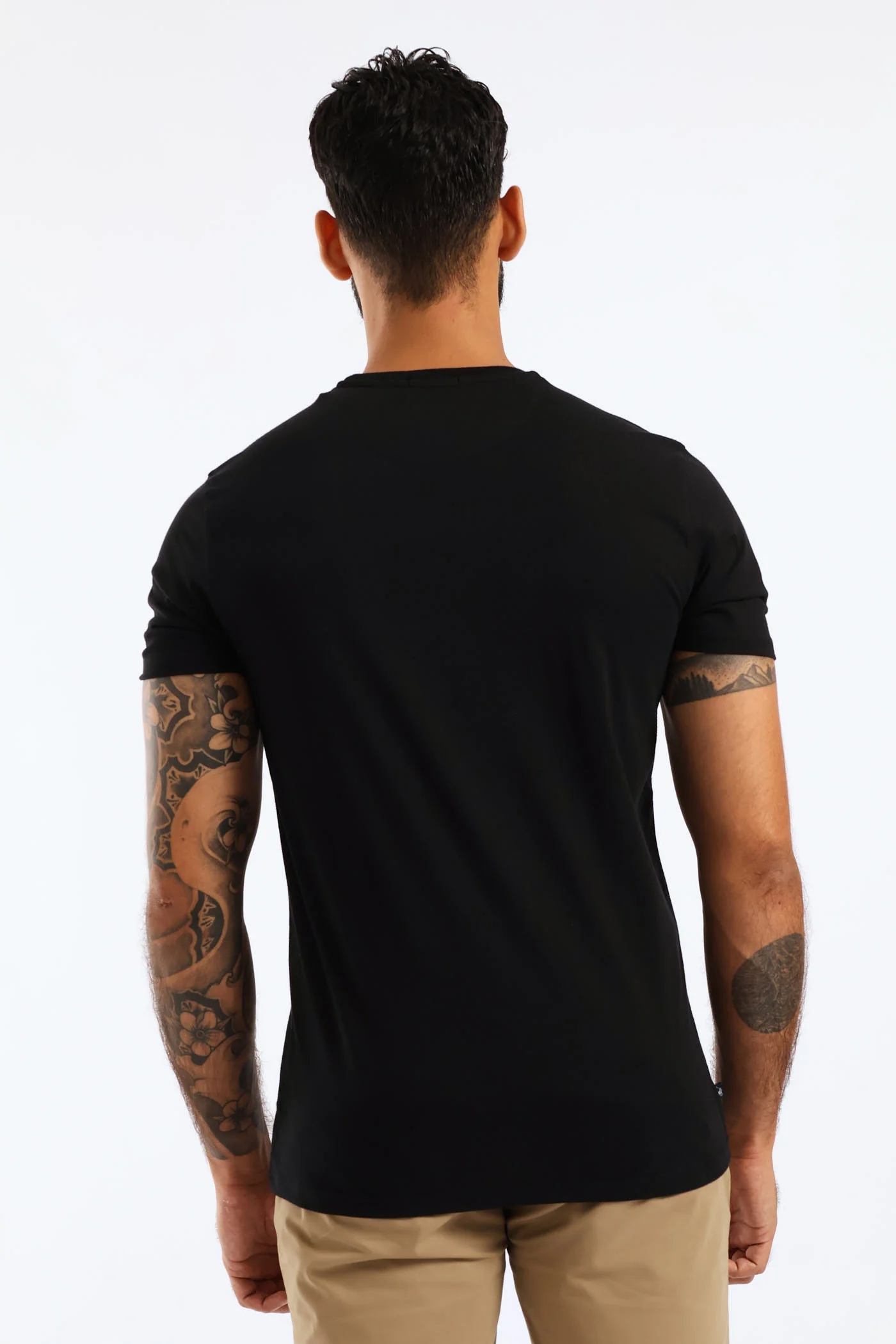Elliot Tee - Black - Image 5