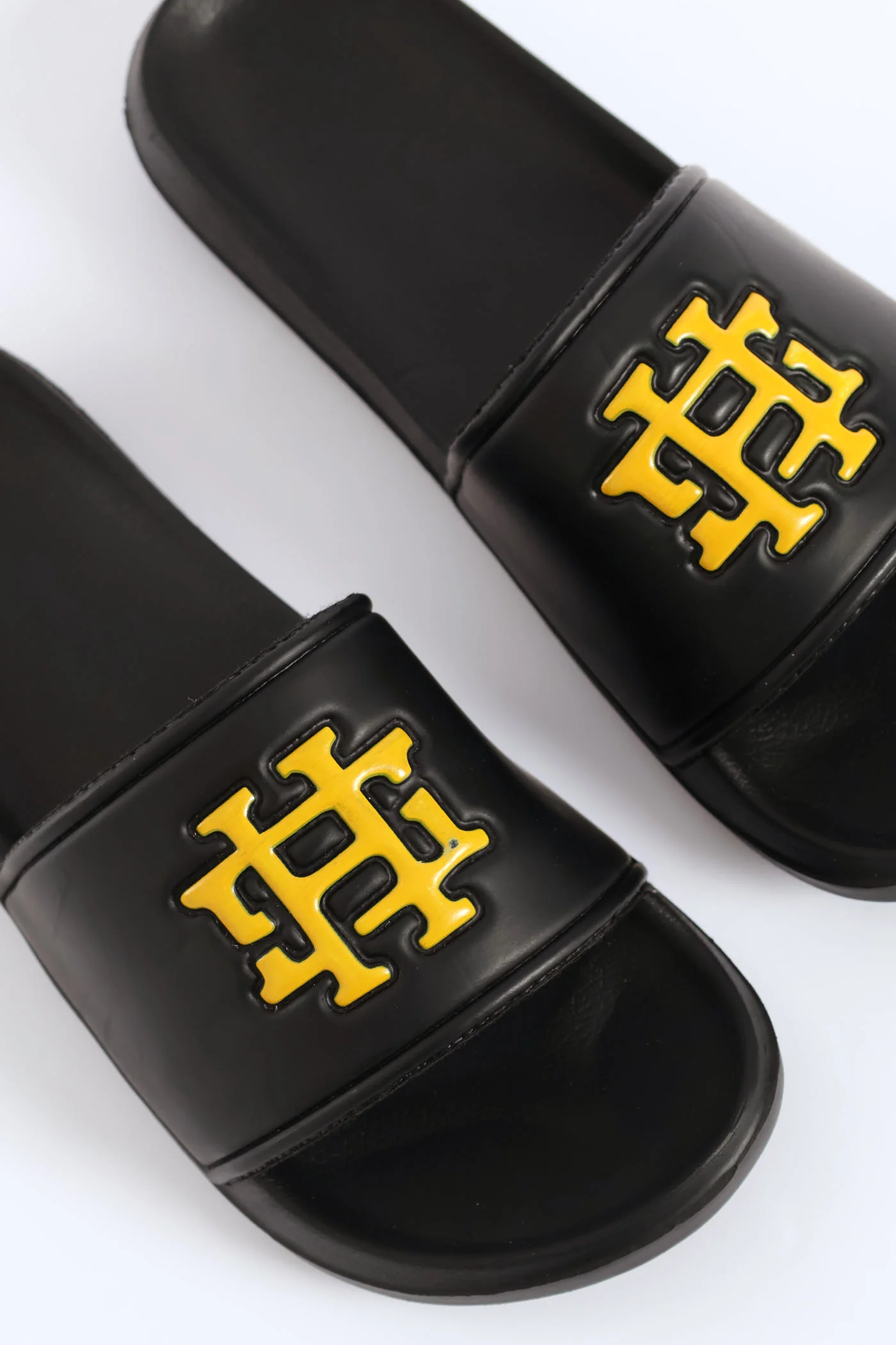 Embossed Brand On Upper Pool Slide - Black/Yellow - Image 2
