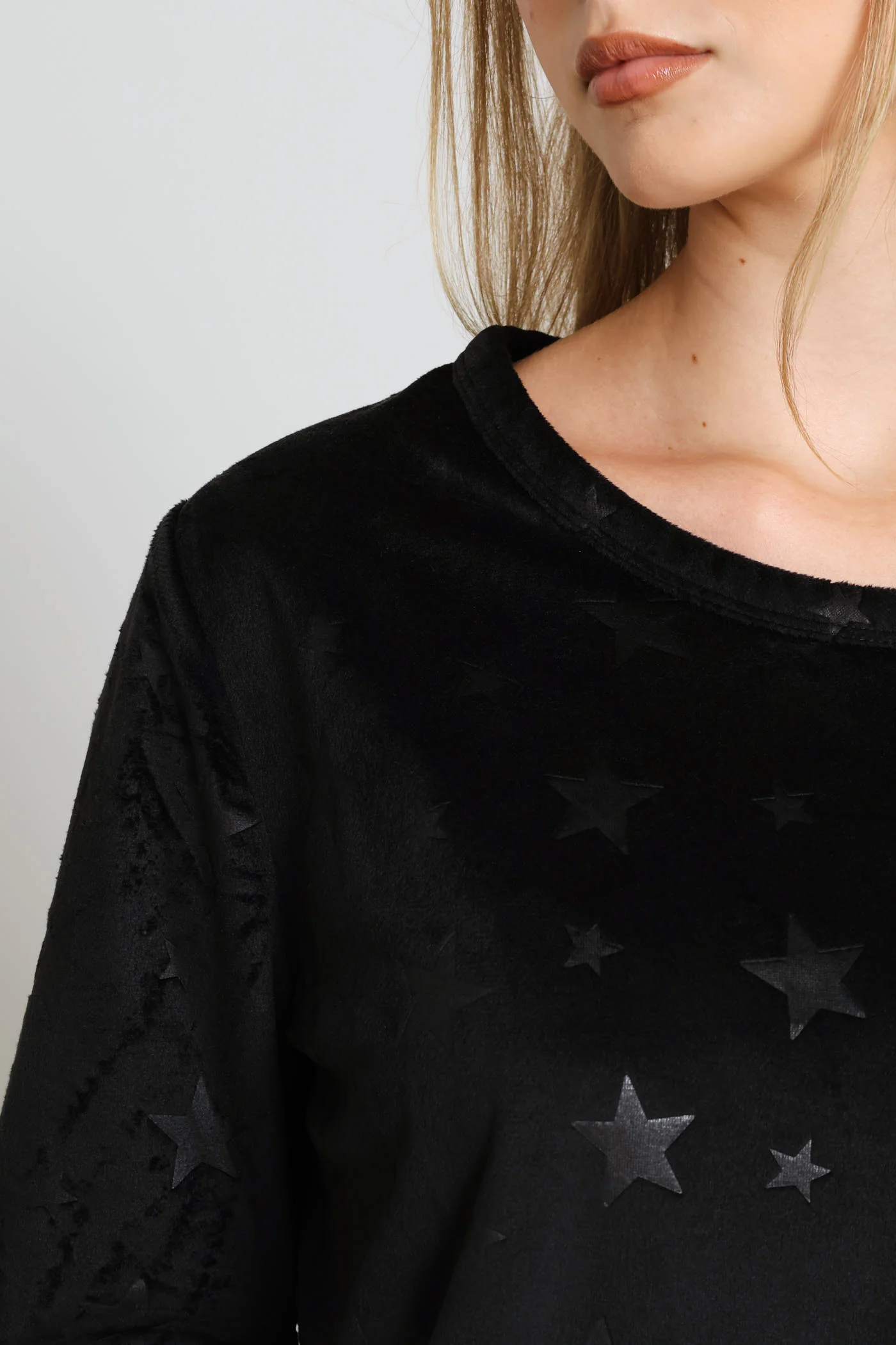 Embossed Velour Long Sleeve Top & Pant Set - Black - Image 3