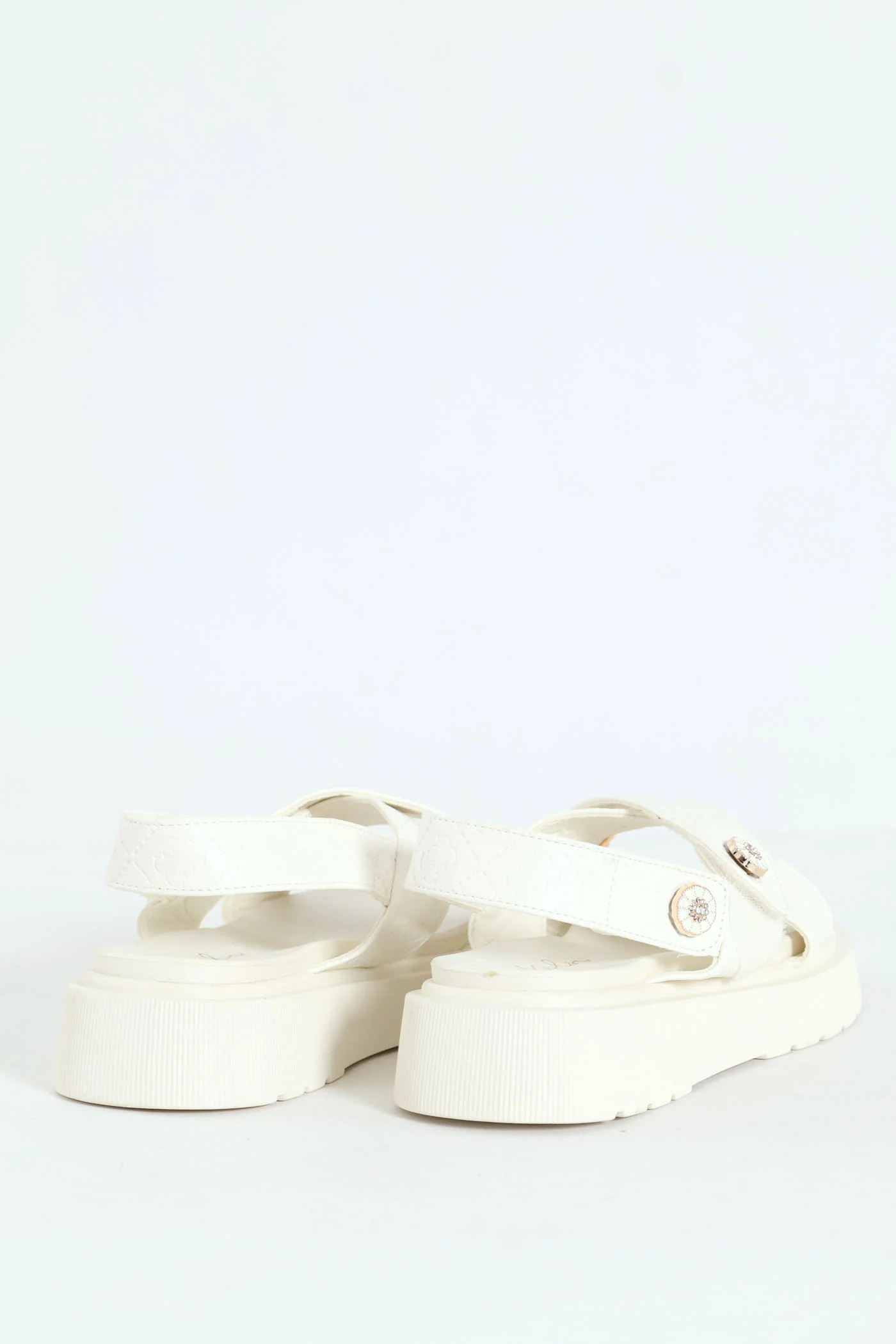 Embossed Wide Crosstrap Mule Sandal With Slingback - White - Image 4