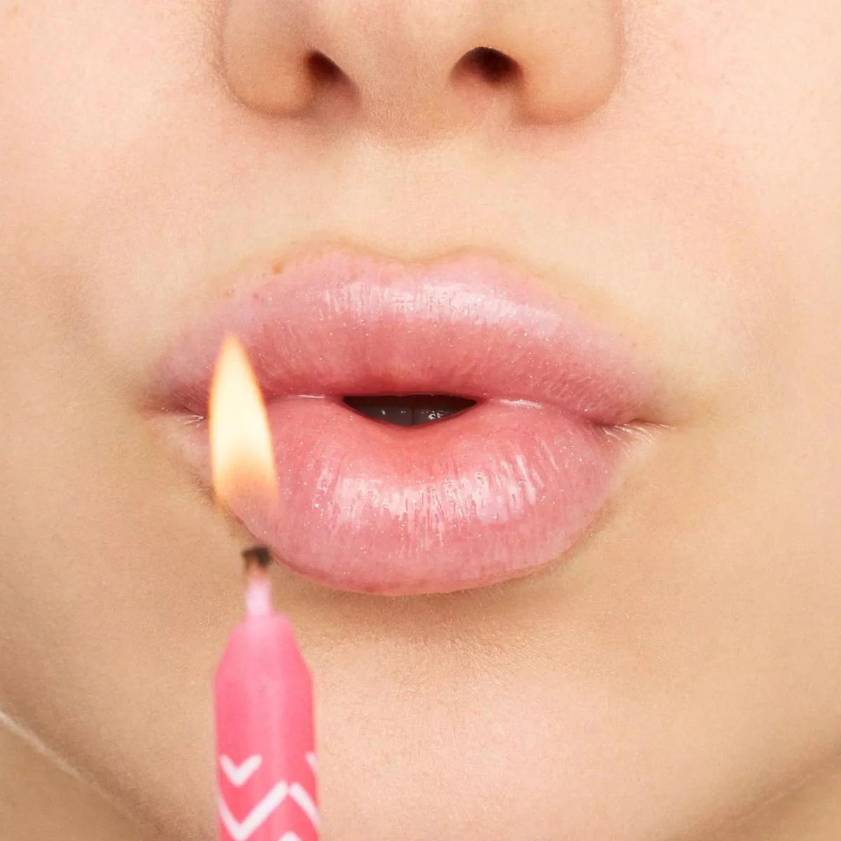 Birthday Bomb Shiny Lipgloss - Image 10