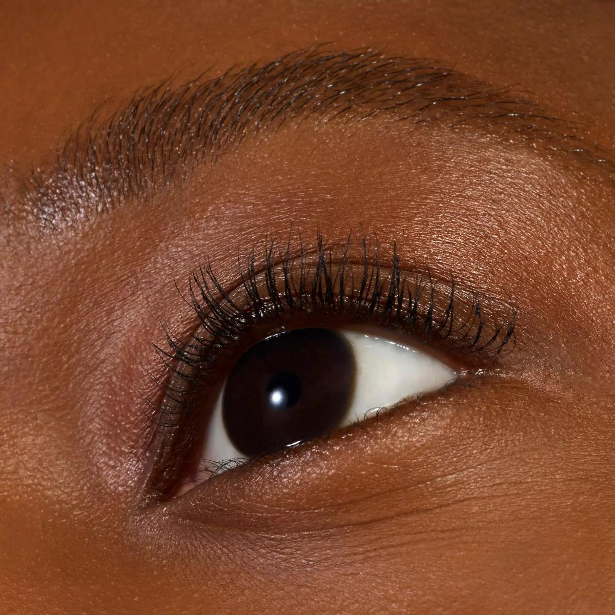 Call Me Queen Dramatic False Lash Effect Waterproof Mascara - Image 3