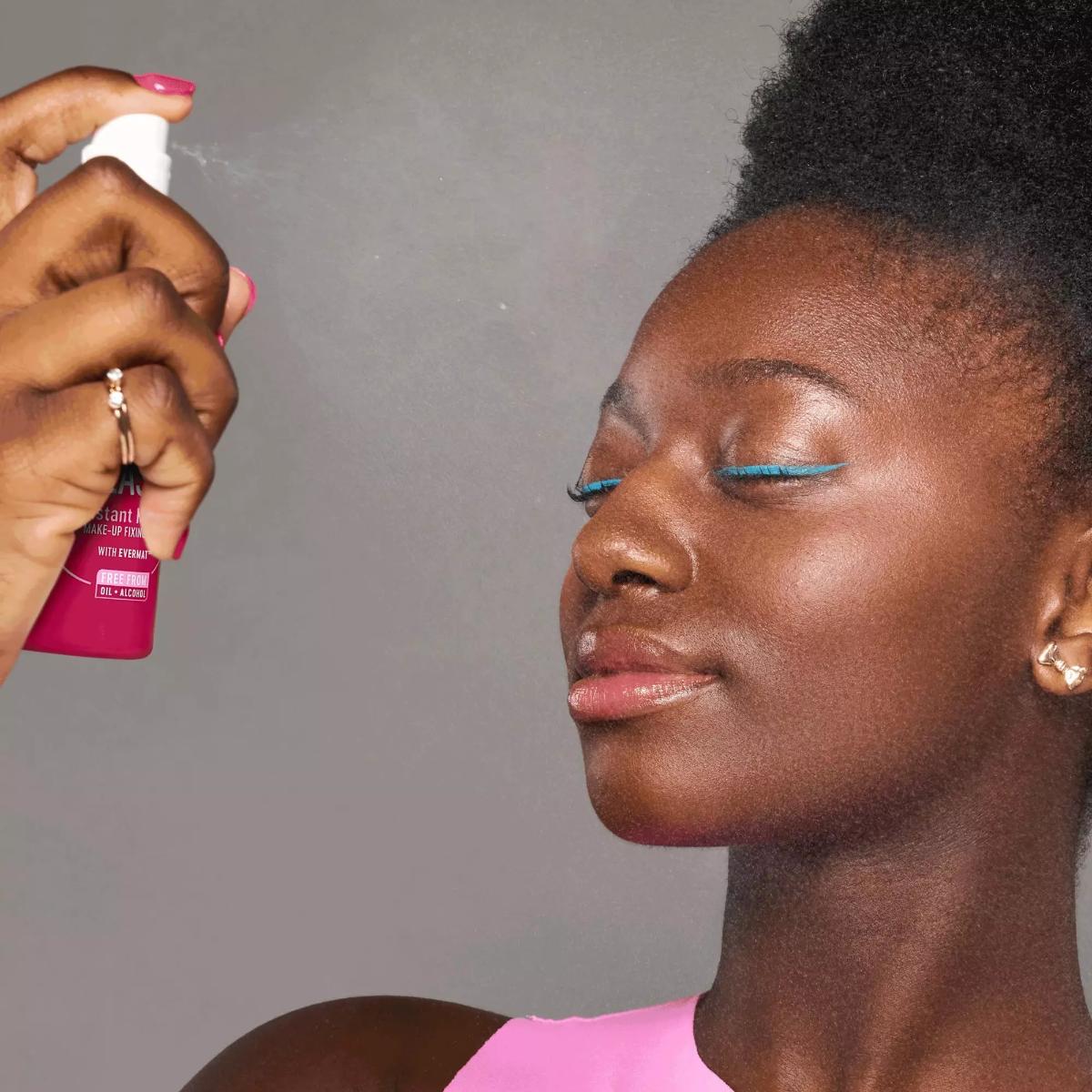 Fix & Last Instant Matt Make-Up Fixing Spray - Image 3