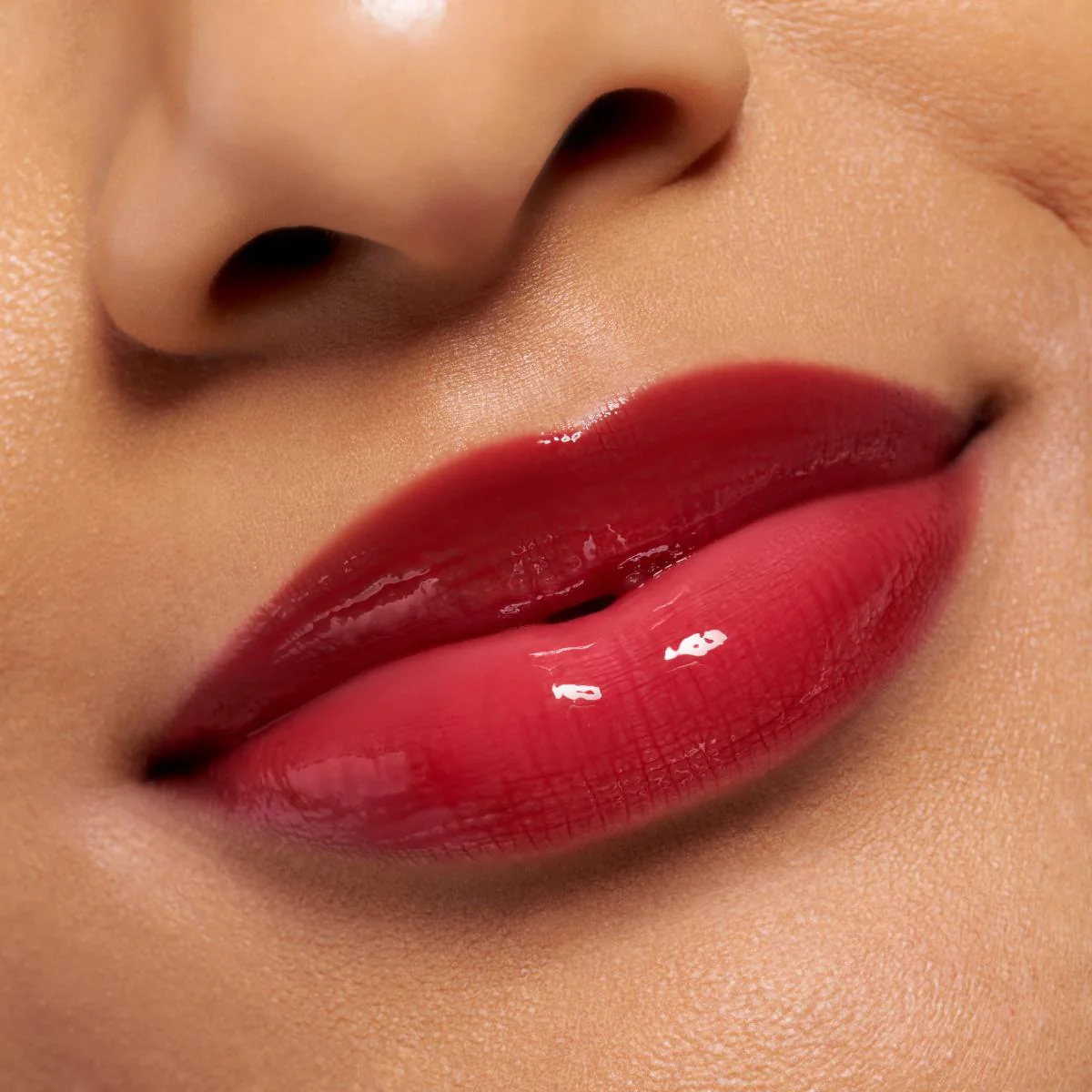 Juicy Bomb Plumping Lipgloss - Image 13