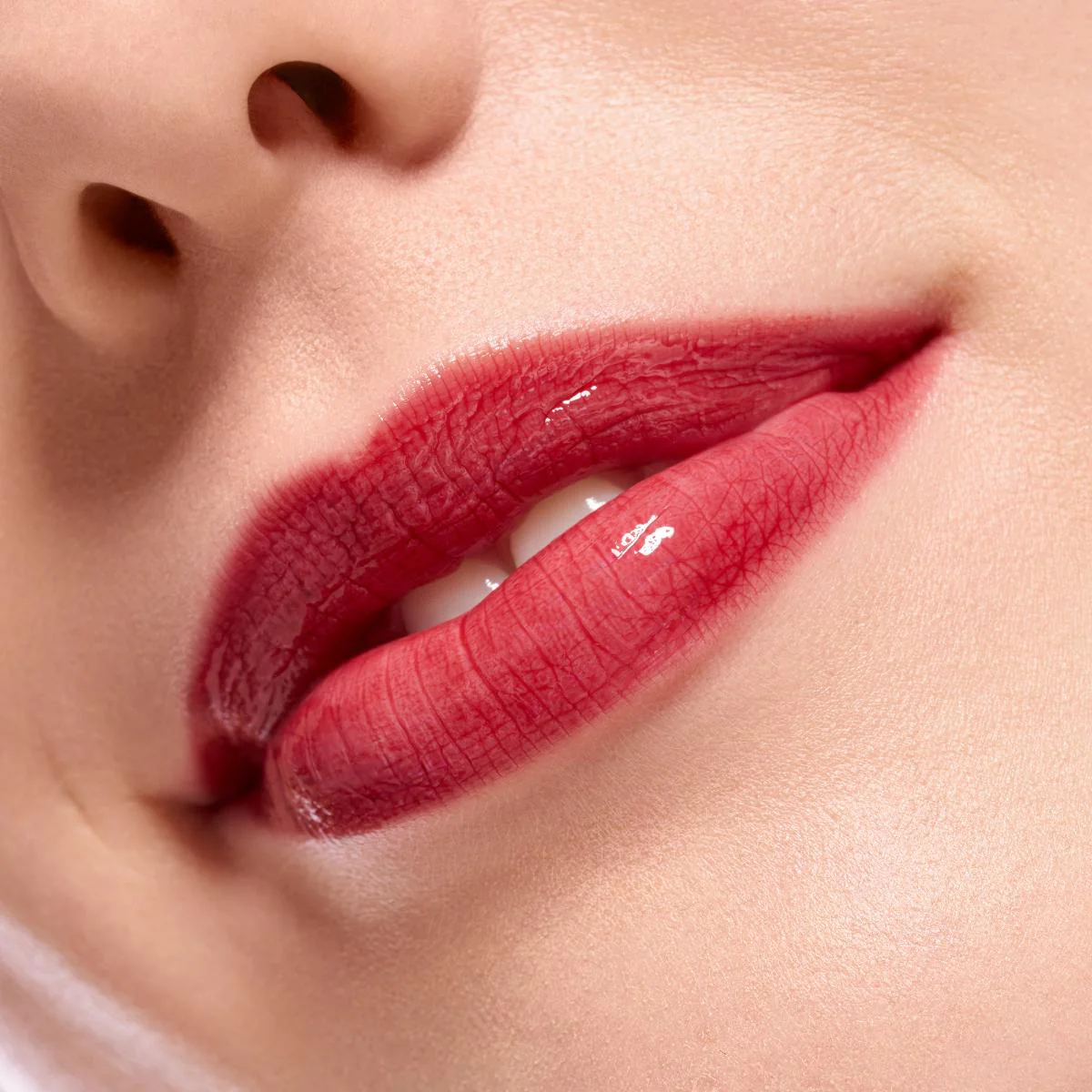 Juicy Bomb Plumping Lipgloss - Image 14