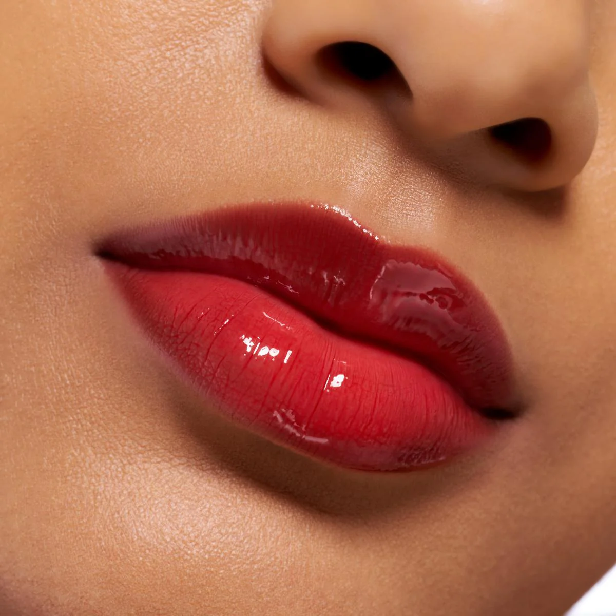 Juicy Bomb Plumping Lipgloss - Image 4