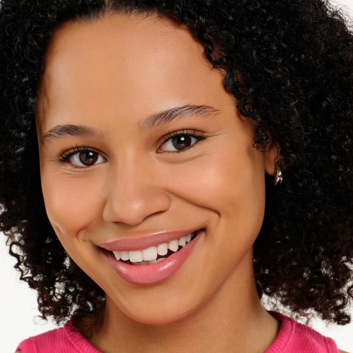 Silky Blur Translucent Loose Setting Powder - Image 6