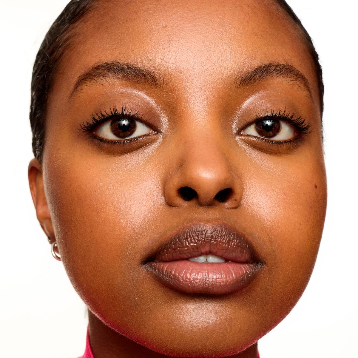 Silky Blur Hydrating Longwear Concealer - Image 14