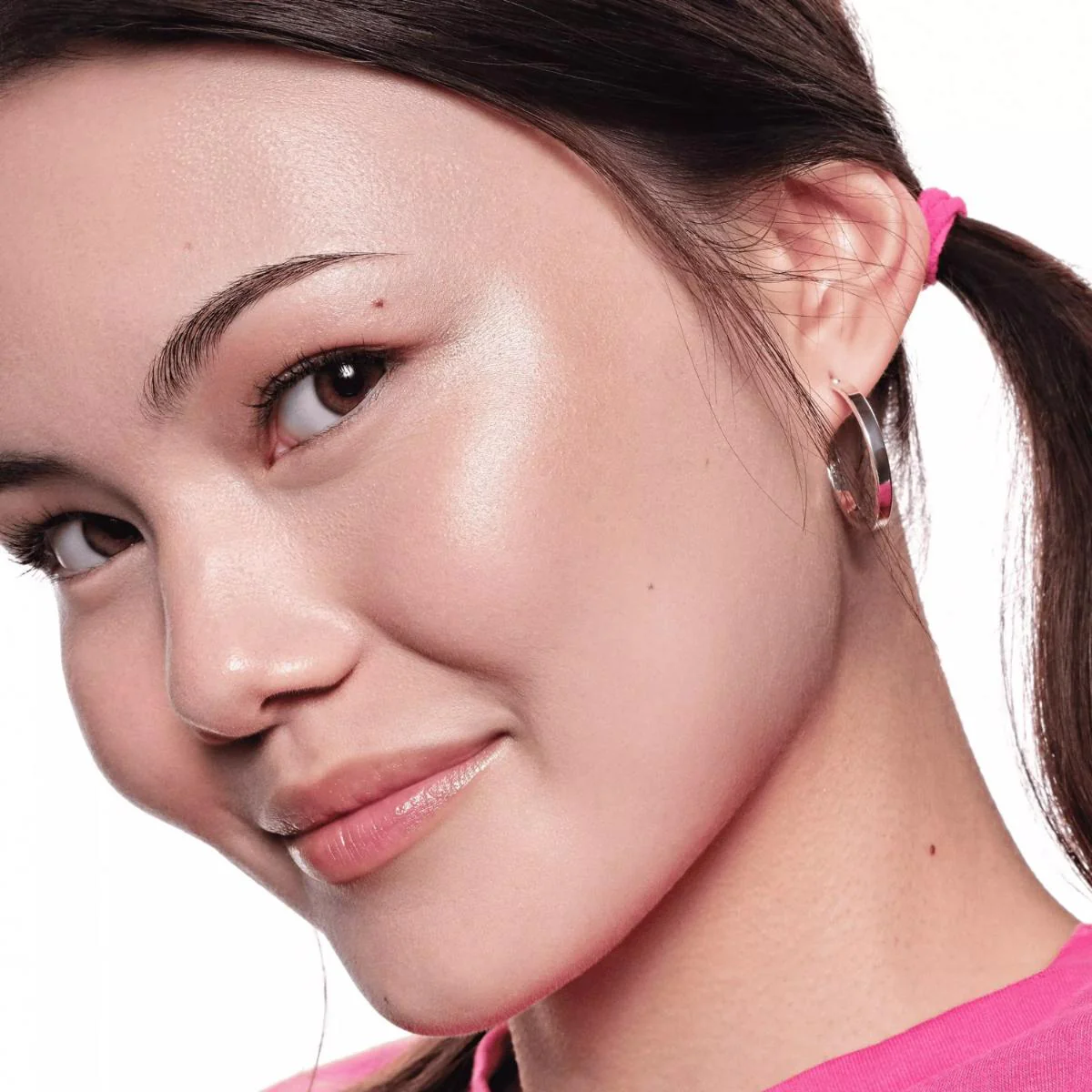 Soft Touch Bouncy Glow Highlighter - Image 7