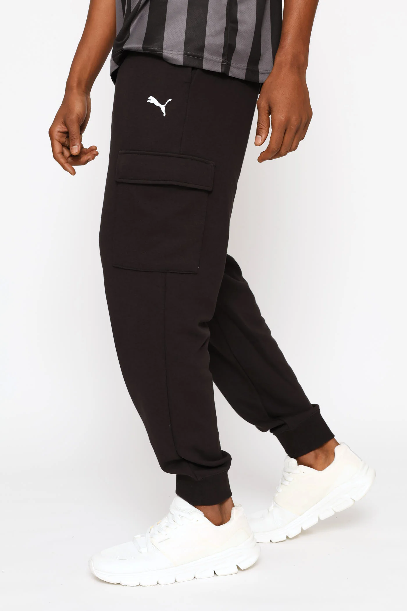 Essential Cargo Pants - Black - Image 2