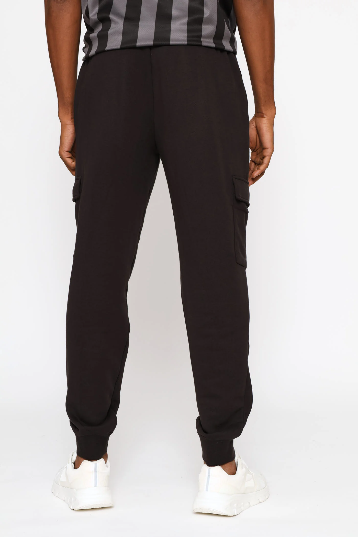 Essential Cargo Pants - Black - Image 4