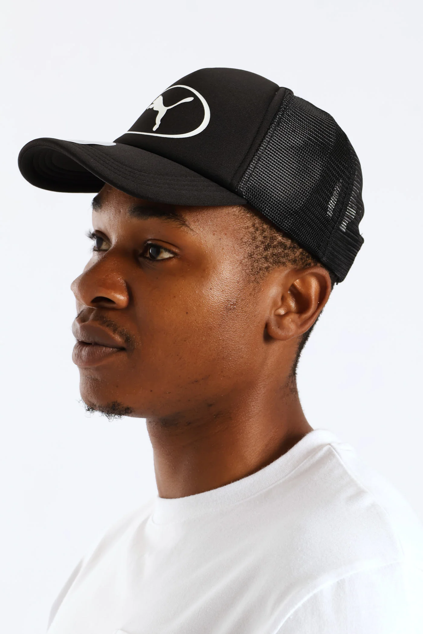 Essential Cat Logo Trucker Cap - Black - Image 3
