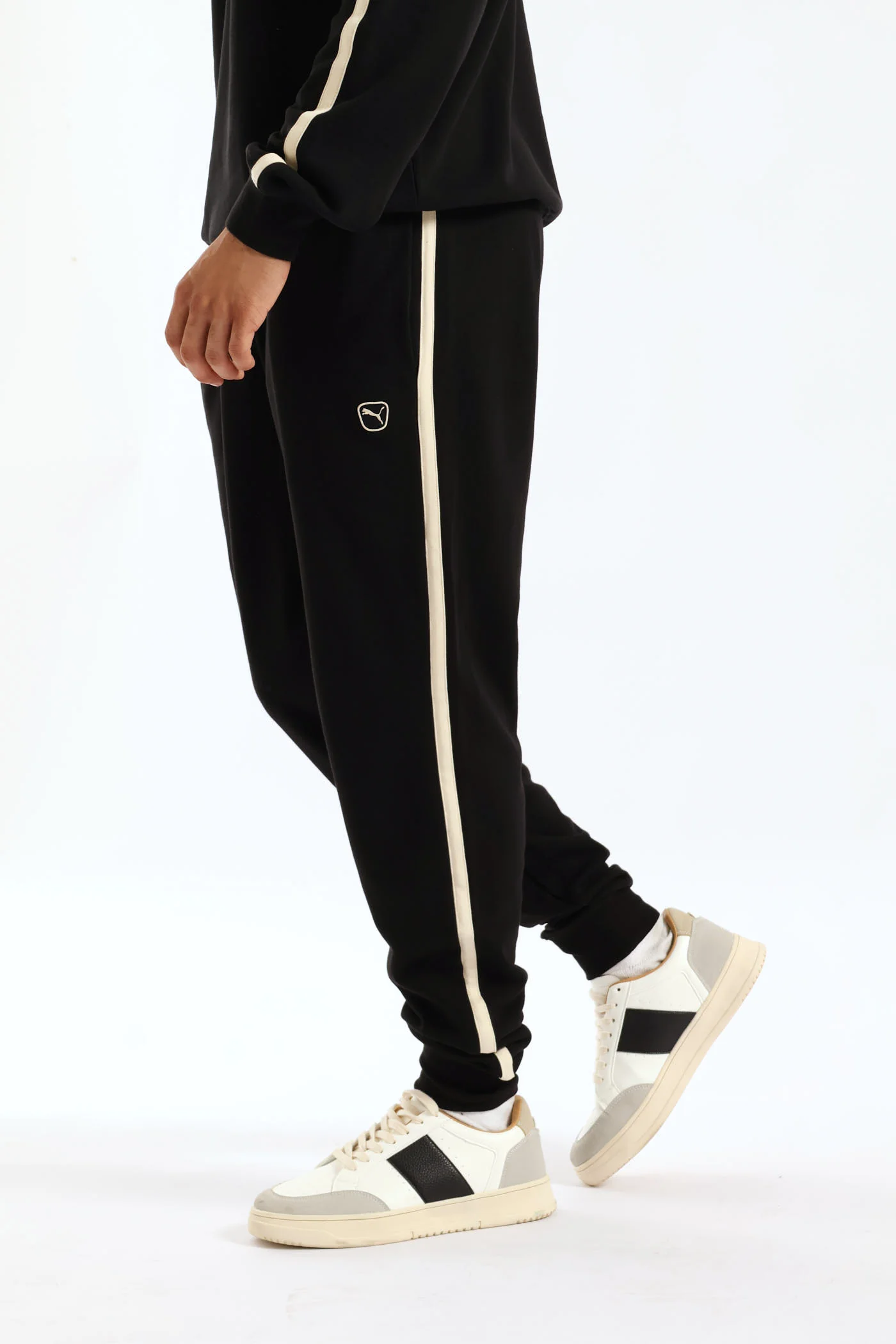 Essential Elevated Sweatpants - Black - Image 3