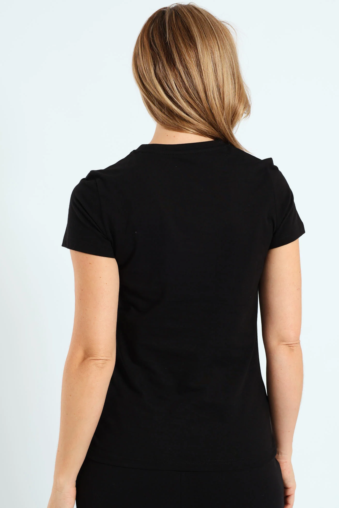 Essential Nature 2.0 Tee - Black - Image 4