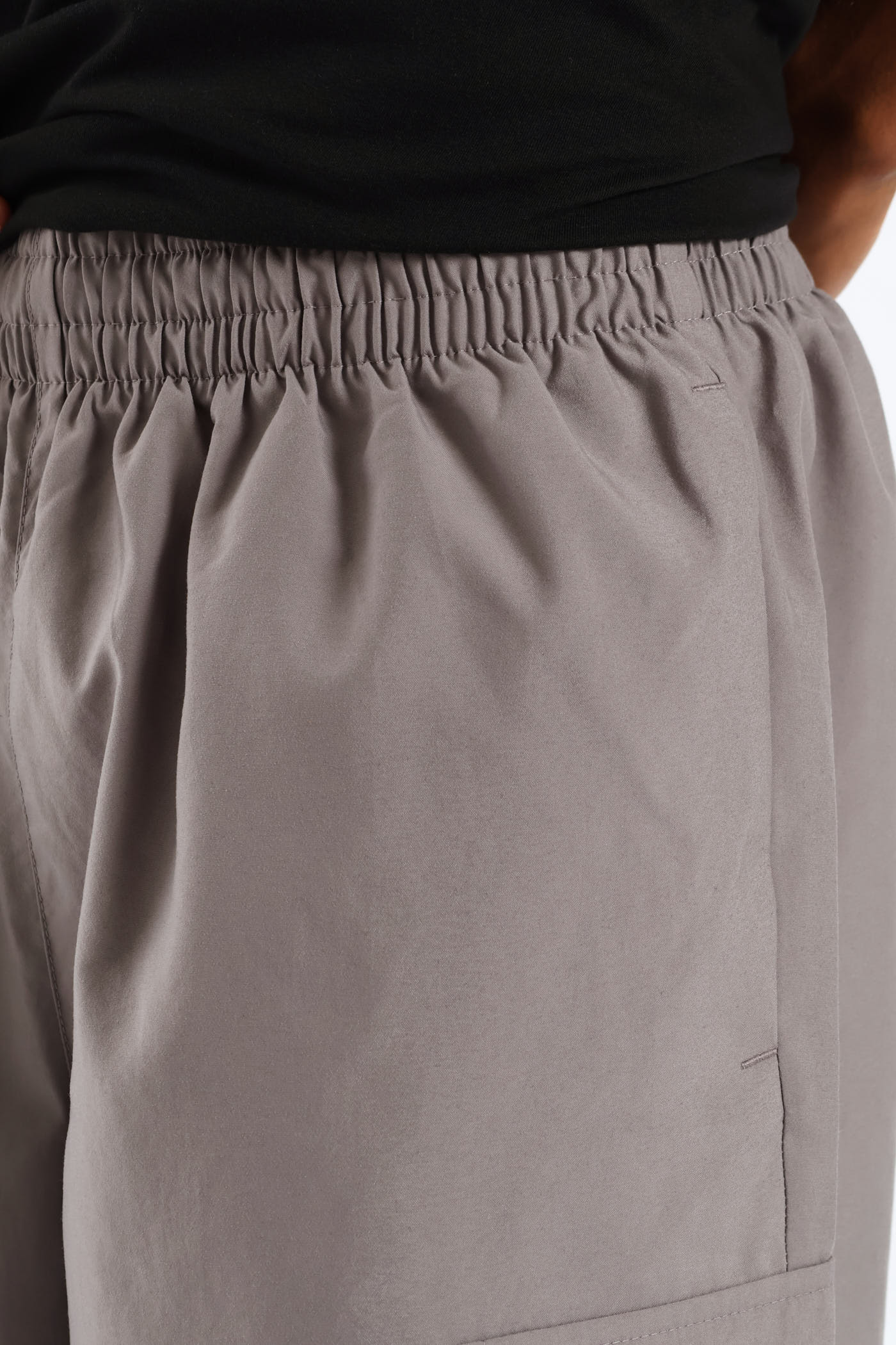 Essential No. 1 Logo 9" Woven Cargo Shorts - Medium Grey - Image 5