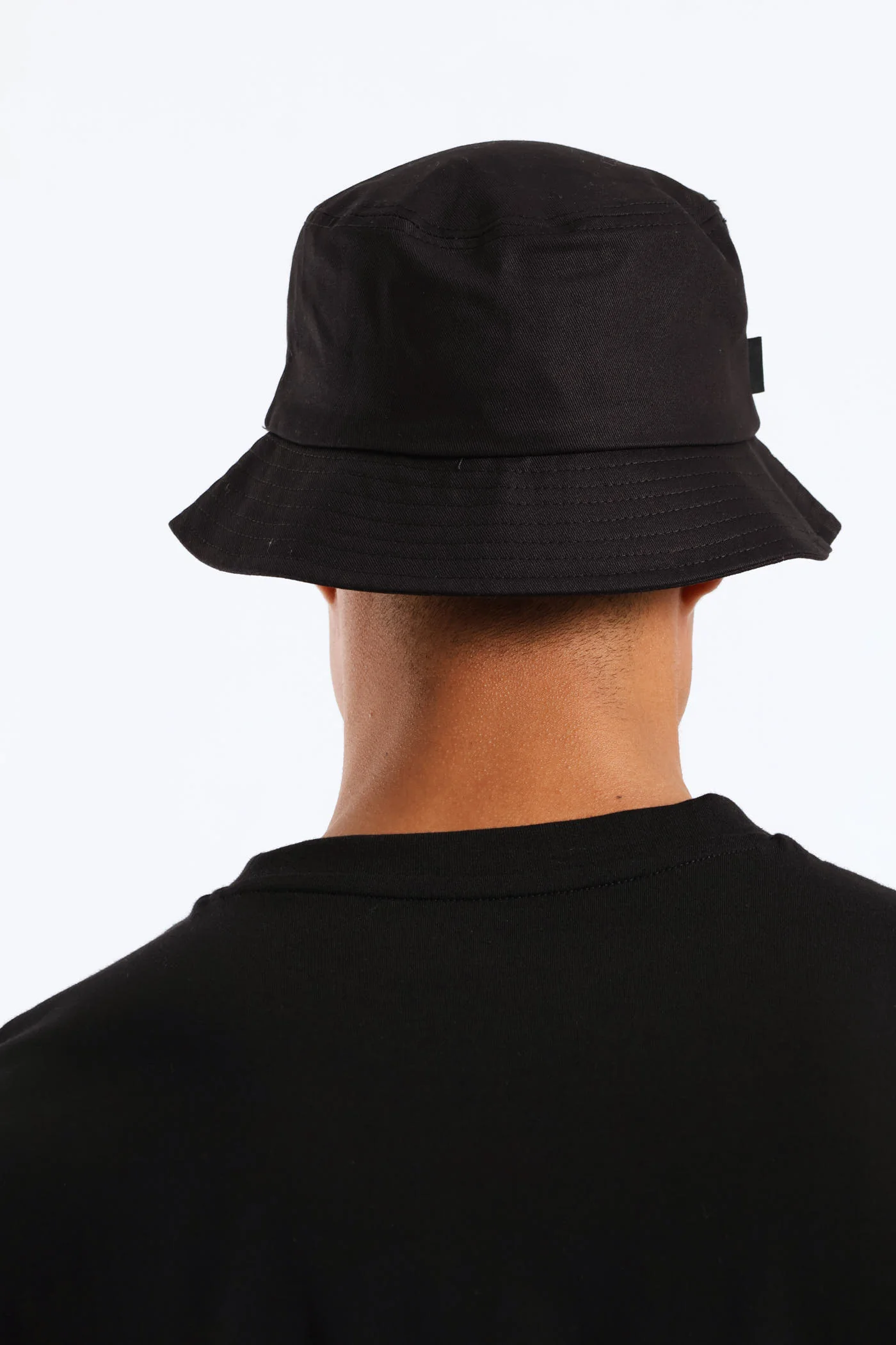 Essential No.1 Logo Bucket Hat - Black - Image 4
