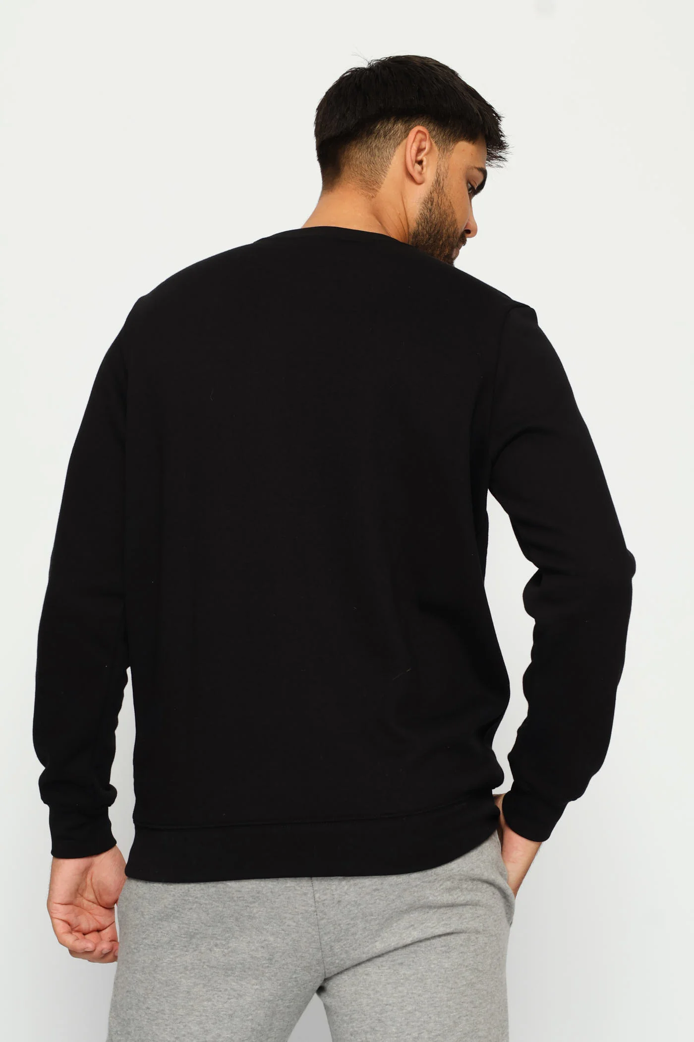 Essential No.1 Logo Crew Top - Black - Image 4