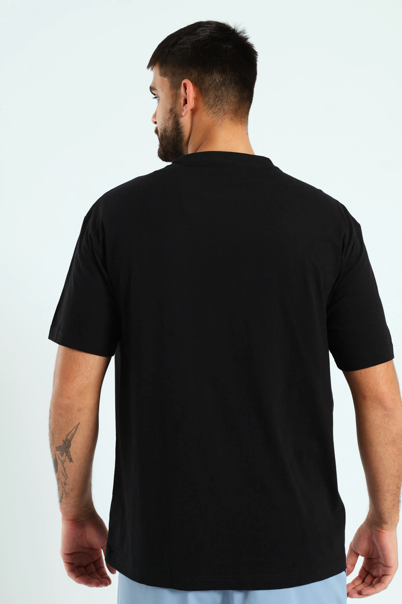 Essential No. 1 Relaxed Tee - Black - Image 4