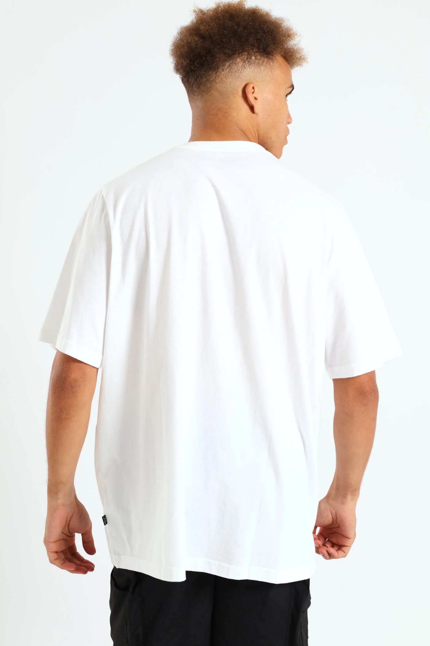 Essential Plus Logo Lab Cat Tee - White - Image 2