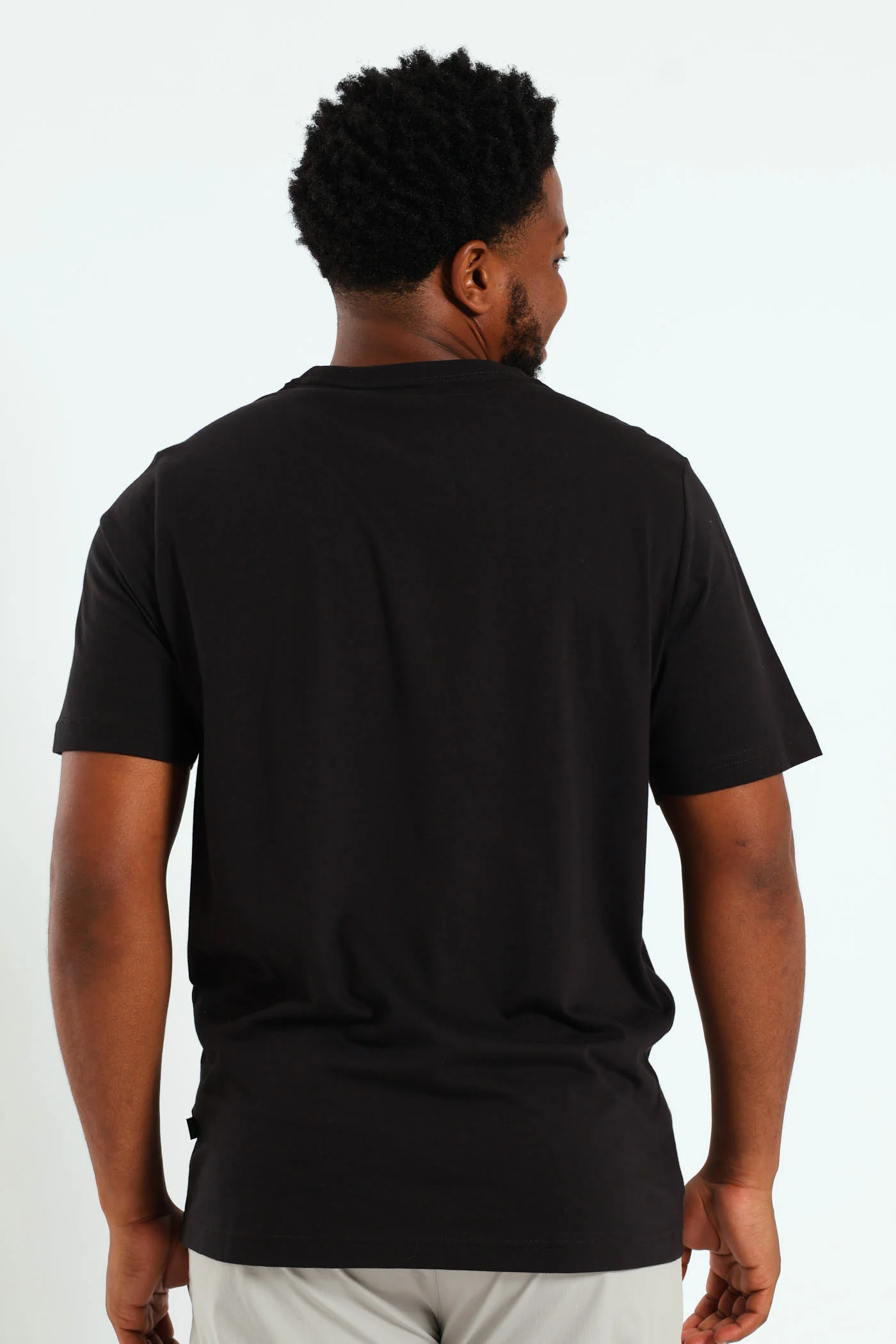 Essential Plus Two Tone Logo Tee - Black/Red - Image 4