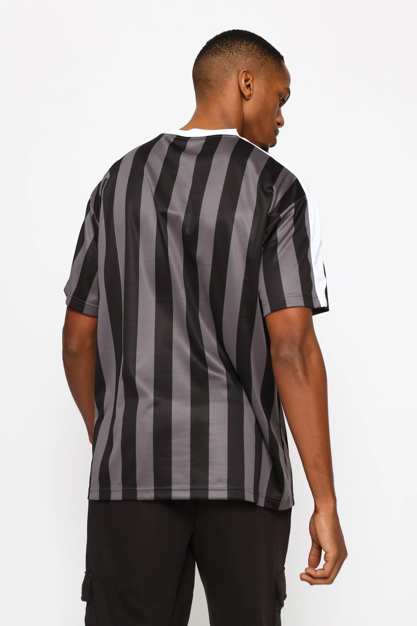 Essential Relaxed Football Jersey - Black - Image 2