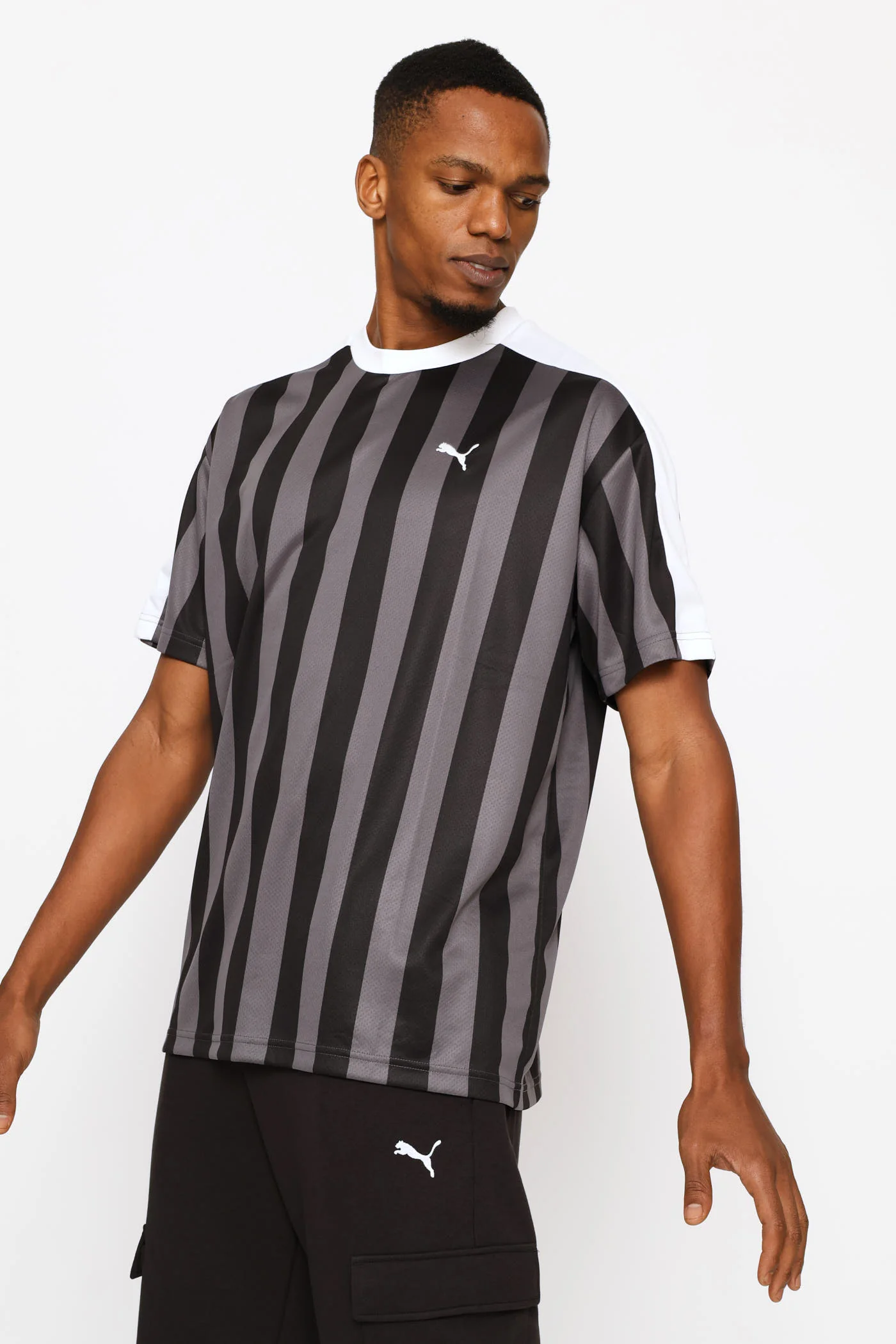 Essential Relaxed Football Jersey - Black - Image 3