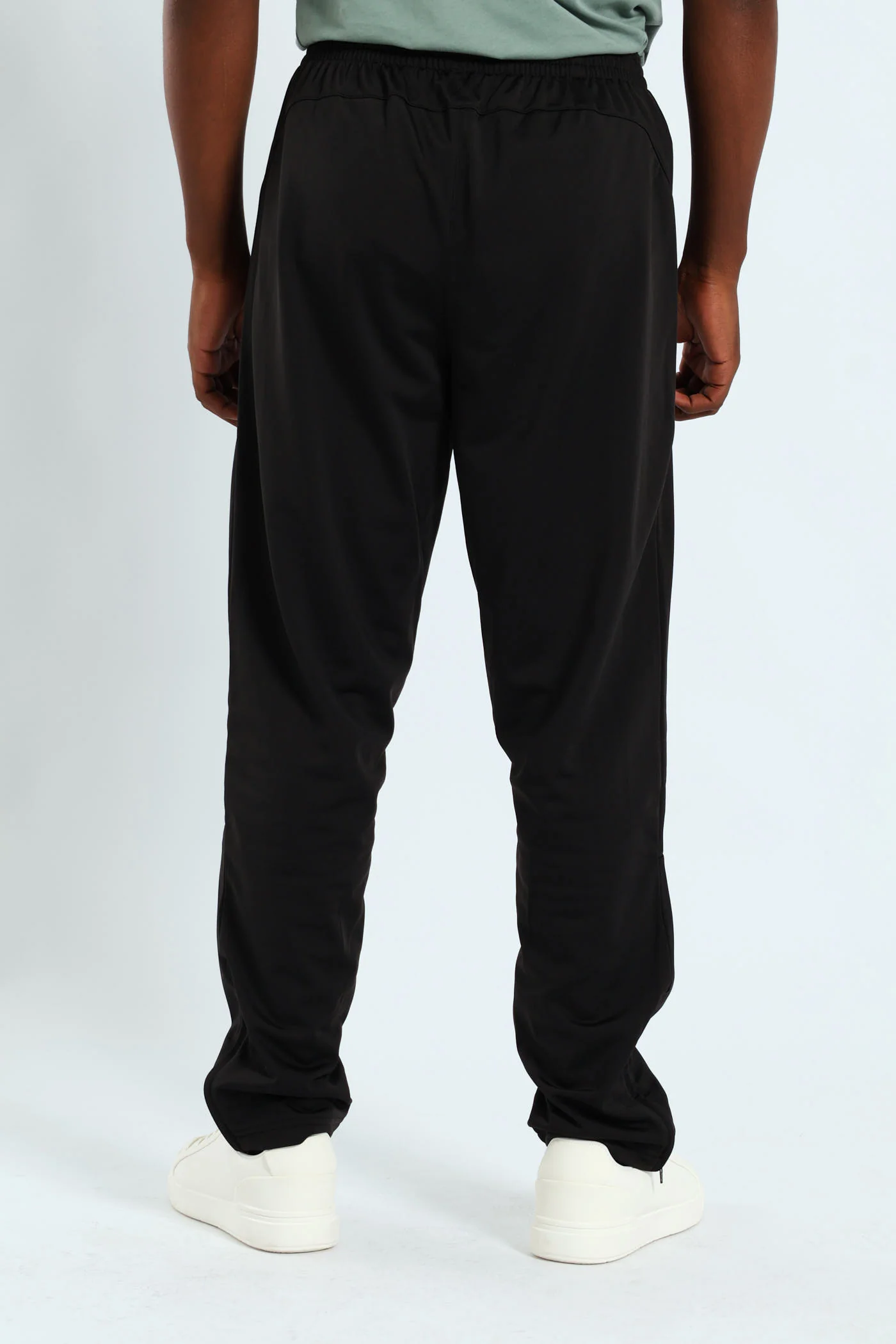 Essential Slim Tricot Pants - Black - Image 3