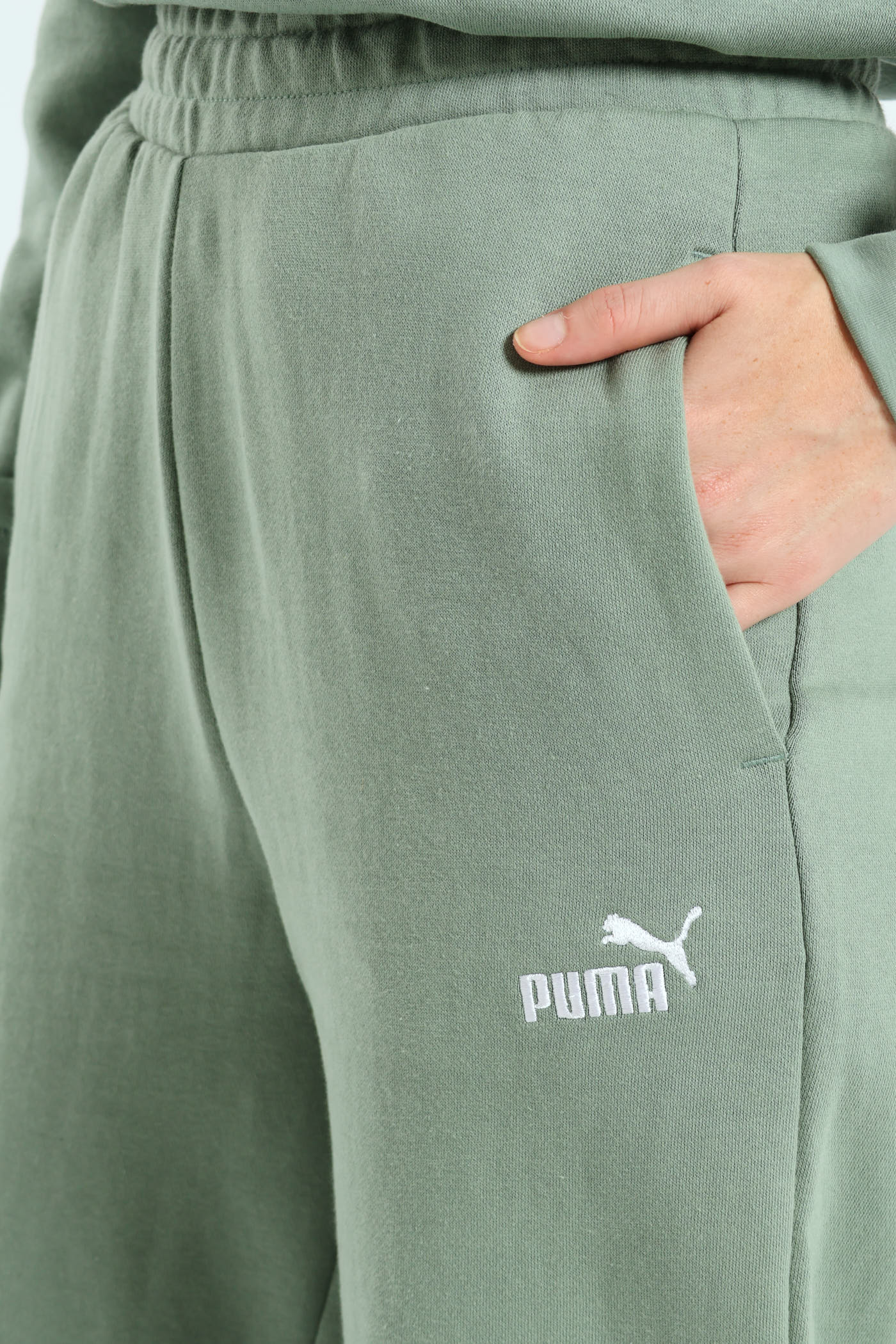 Essential Small No. 1 Logo Comfort Sweatpants - Green - Image 2
