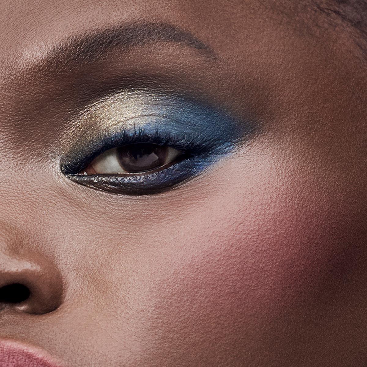 The Sculpting Blush Powder Blush - Image 18