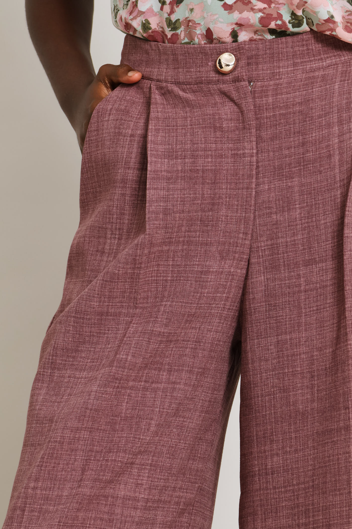Fancy Button Linen Blend Straight Leg Pant - Mauve - Image 7