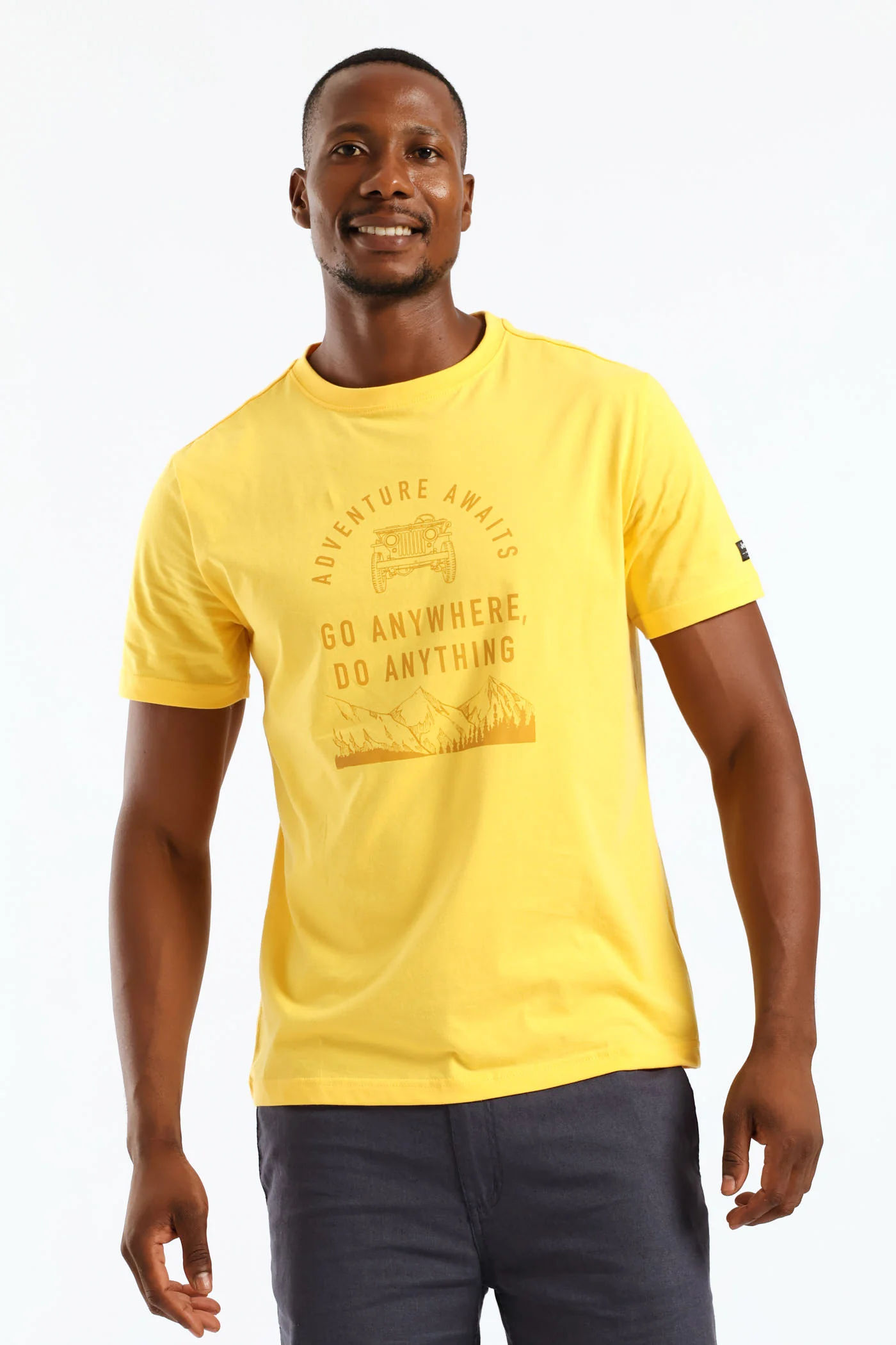 Fashion Mono Graphic Tee - Yellow - Image 2