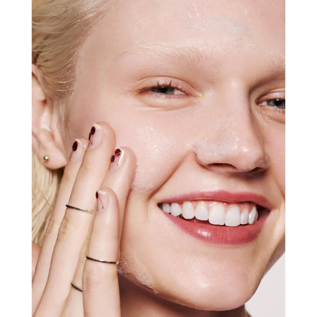 Cherry Dub Pore Purify'r Gel Cleanser with Niacinamide + Aloe Juice - Image 6