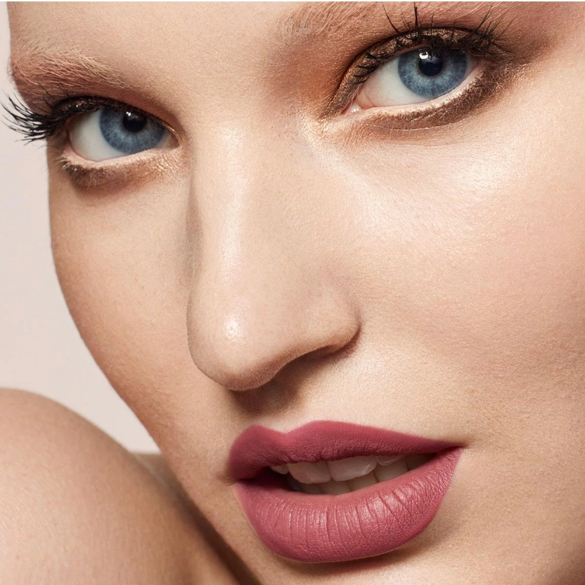Stunna Lip Paint Longwear Fluid Lip Color - Image 20