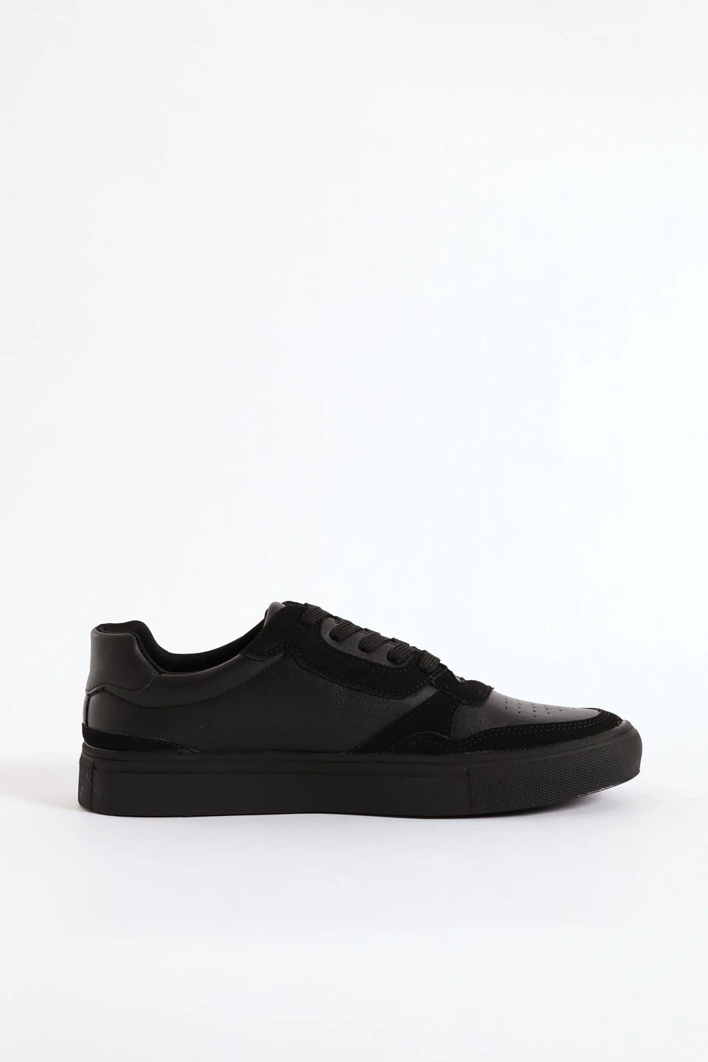 Finn Panelled Lace Up Sneaker - Black - Image 5