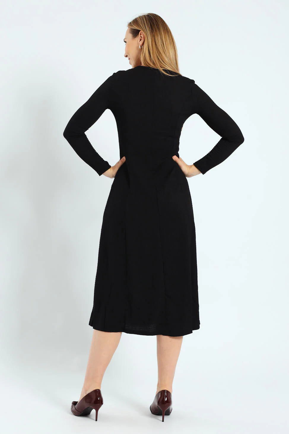 Fit & Flare Panelled Knit Midi Dresses - Image 4