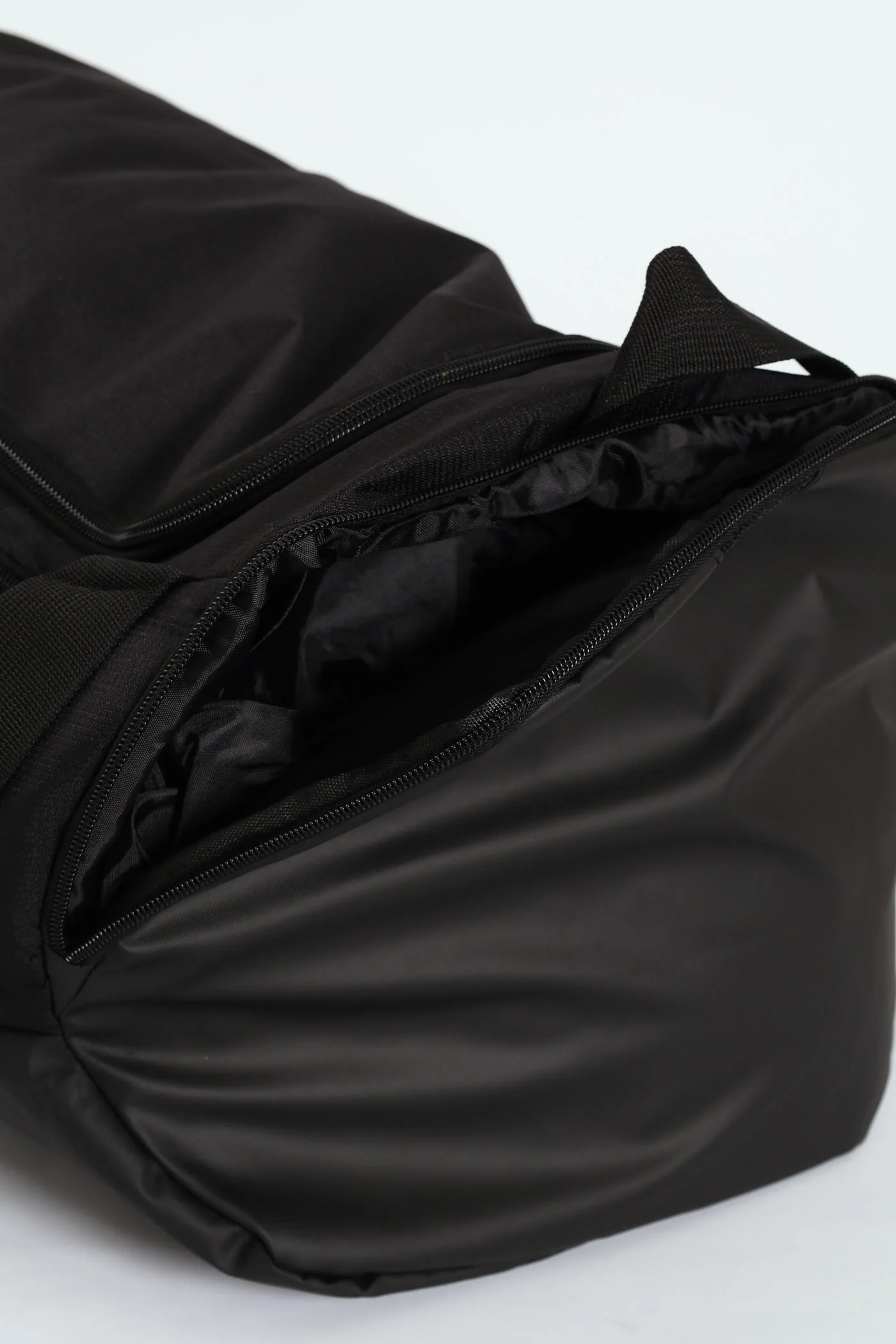 Fitness Duffle Bag - Black - Image 7